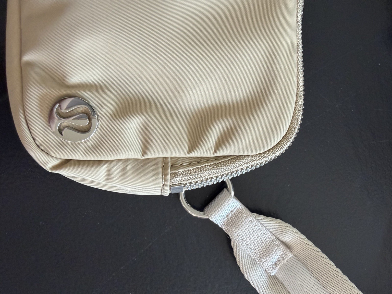 🔥👝Lululemon Everywhere Belt Bag Tan👝🔥 BRAND NEW