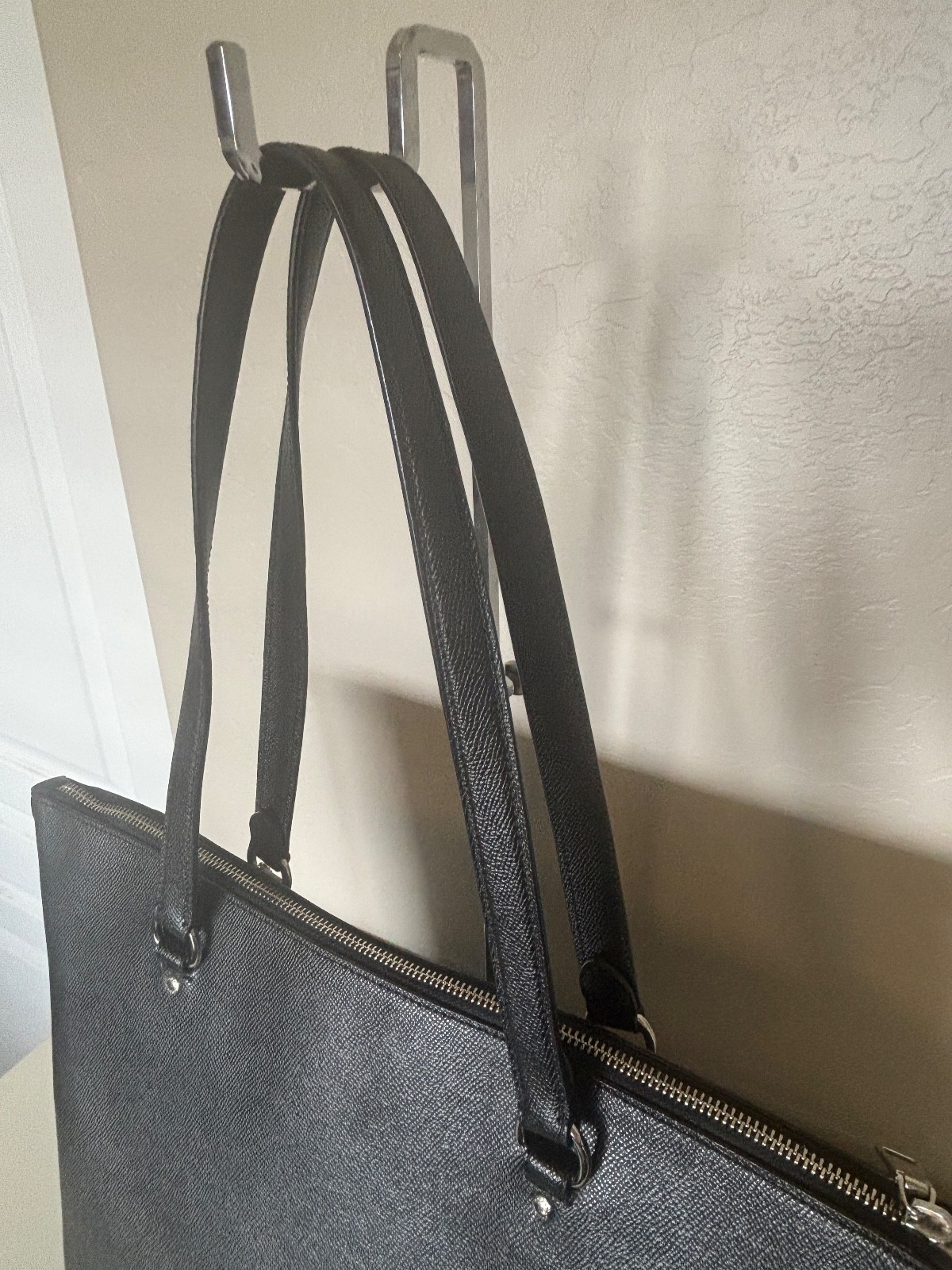 COACH City Gallery Zip Tote Leather Bag Black/Silver F79608