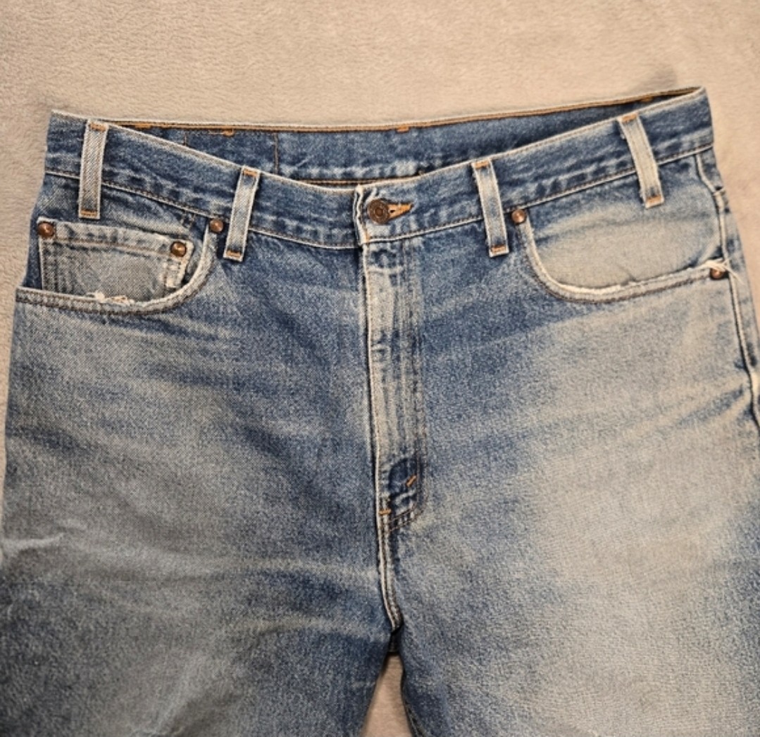 Vtg Levi’s 540 Relaxed Fit Bronze Tab Denim Straight Jeans Distressed 36×30