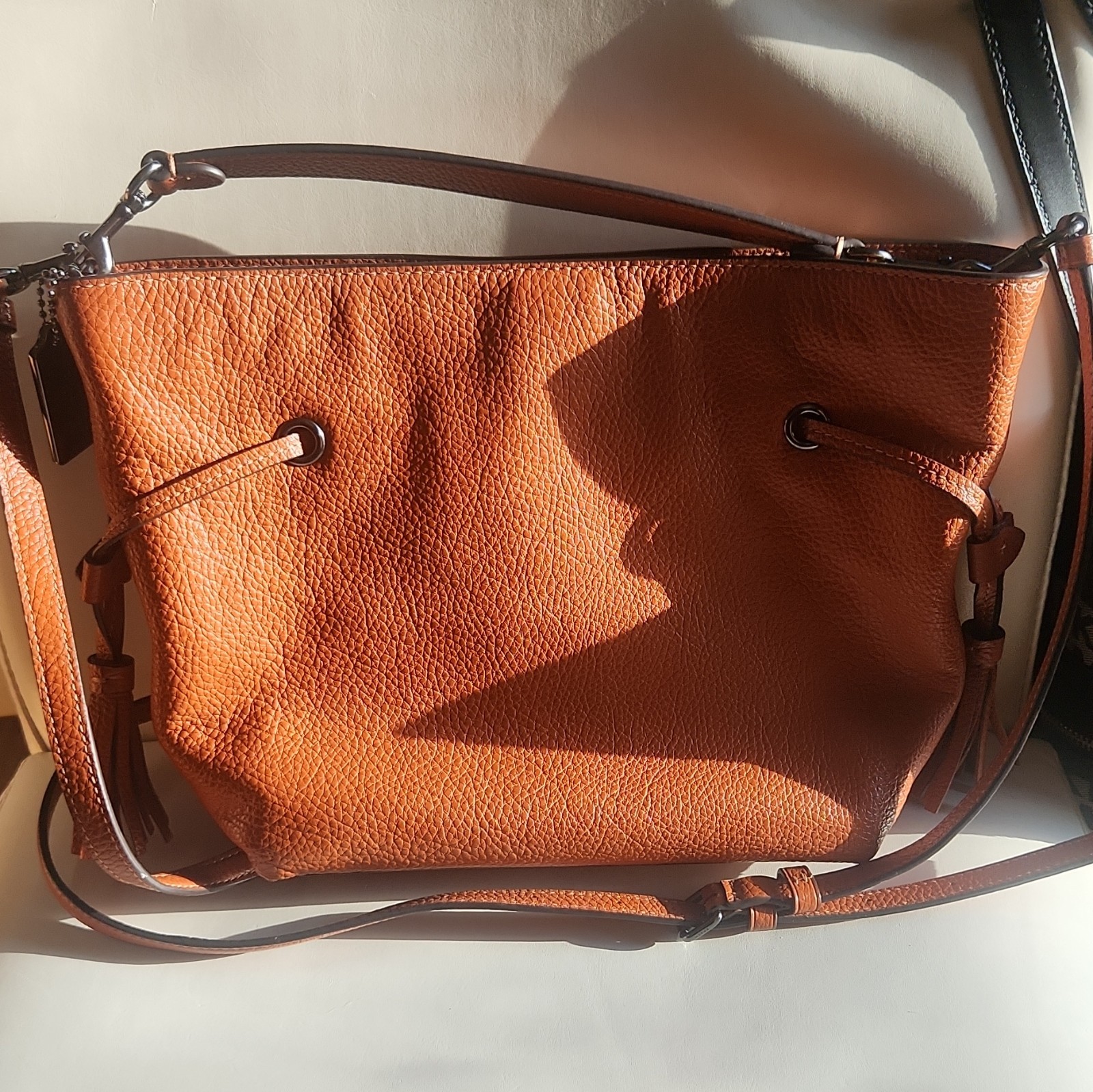 Coach Brown Pebbled Tassel Crossbody Bag Zip Detachable Strap Horse & Carriage