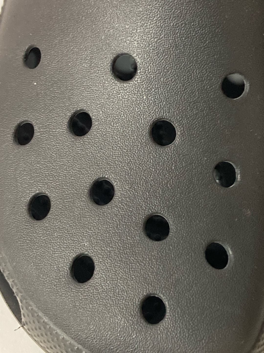 Crocs Classic Clog – Black