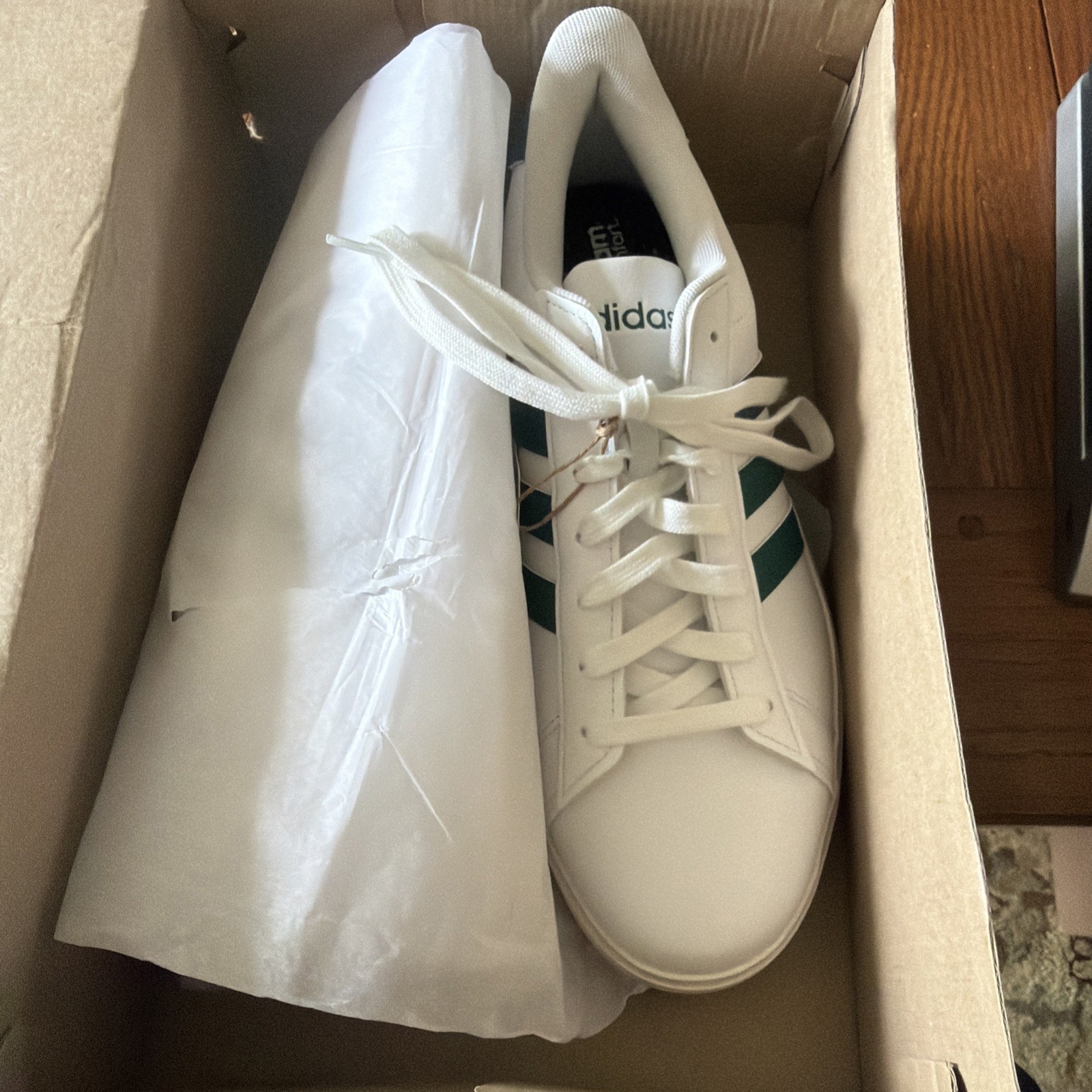 adidas Grand Court 2.0 Men’s Low Top Lace-Up Leather Sneakers White/Green JR2224