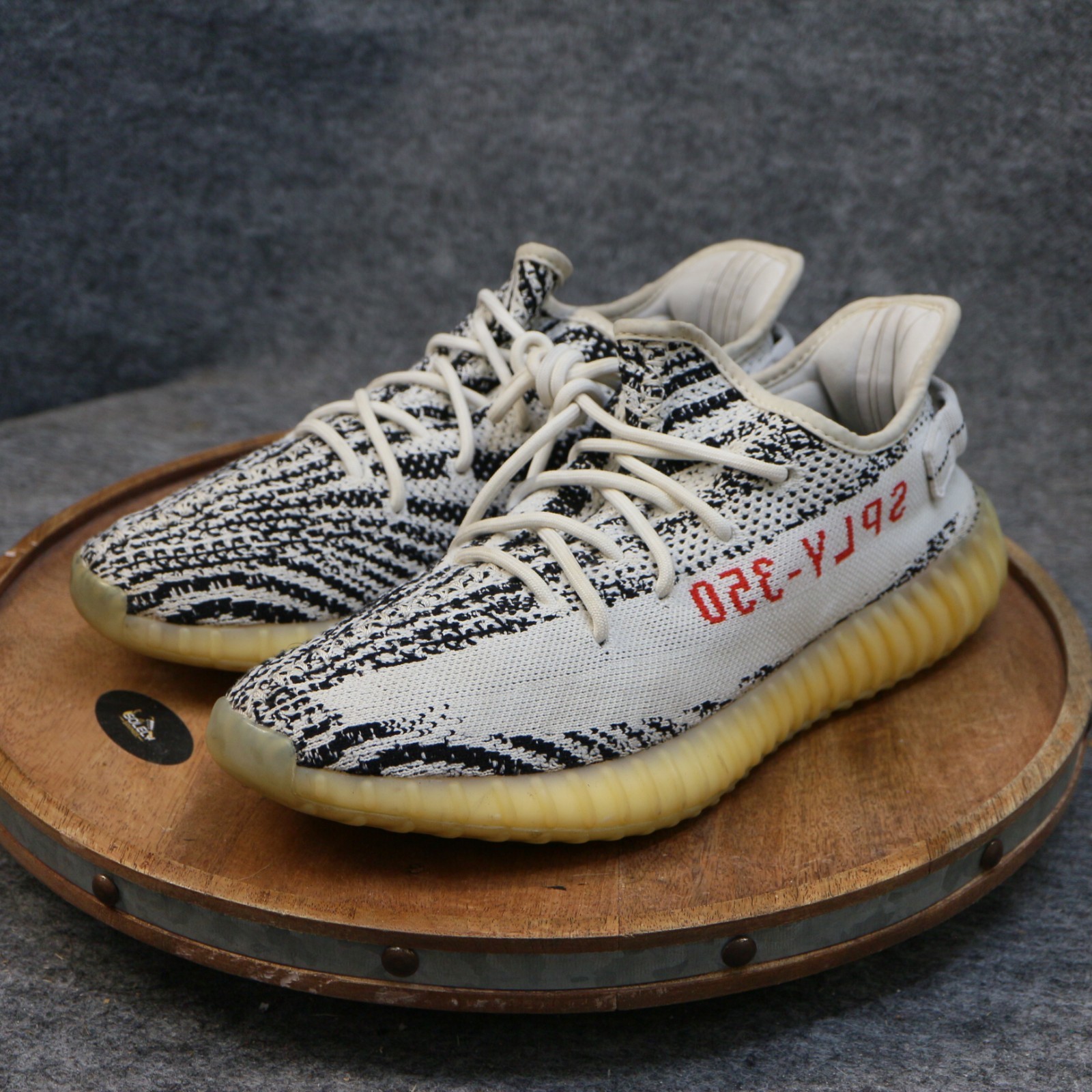 adidas Yeezy Boost 350 V2 Mens Size 11 Zebra White/Core Black/Red Primeknit Shoe