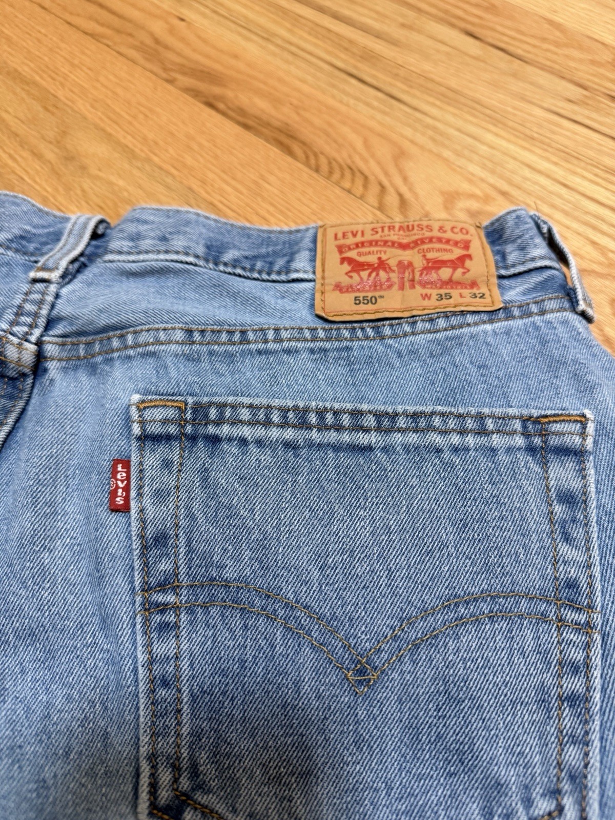 Levi’s 550 Men’s Relaxed Fit Jeans – Stonewash Blue (00550-4891)