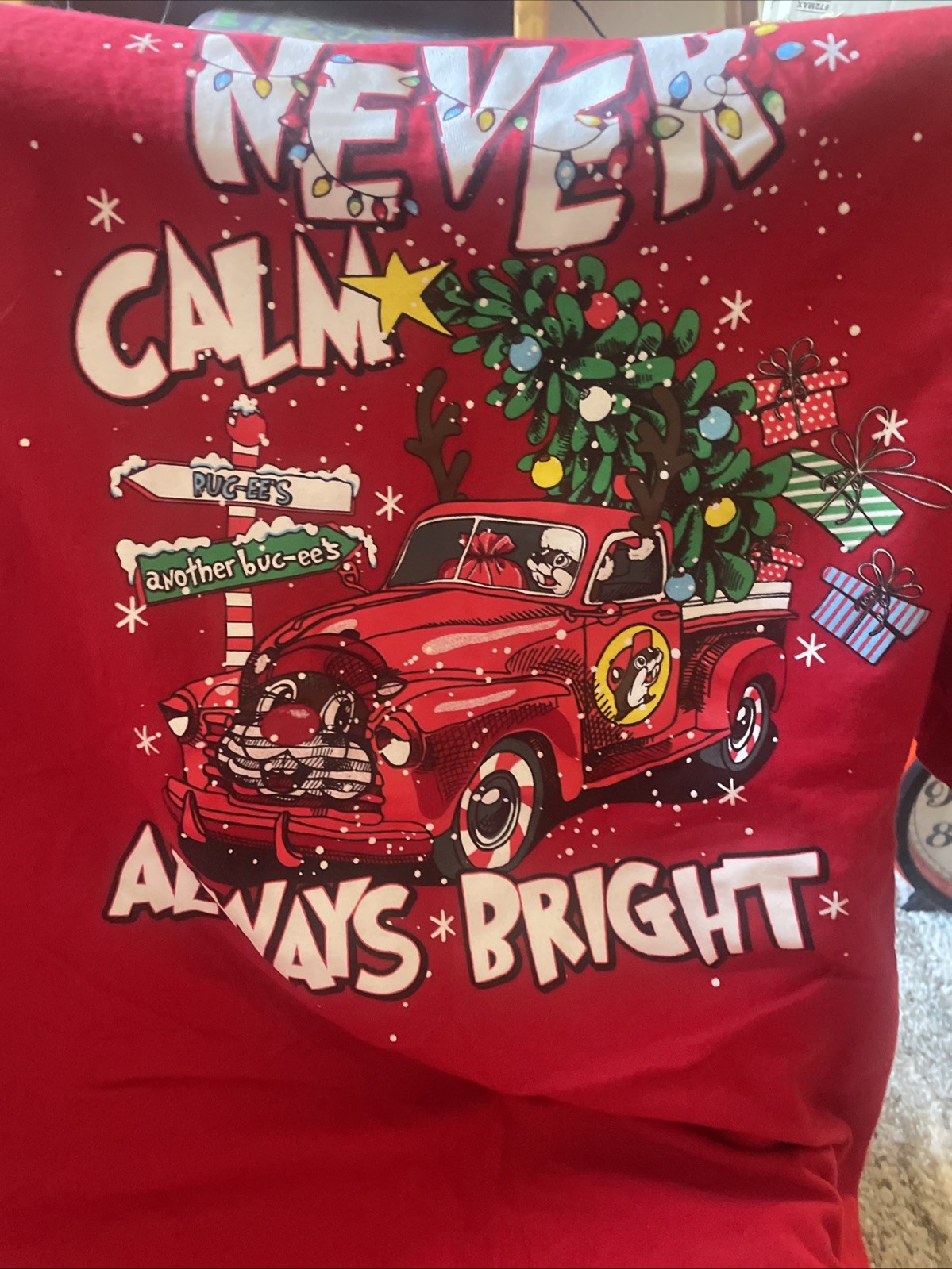 Buc-ee’s Christmas Never Calm Always Bright Cotton Red T-shirt Size S