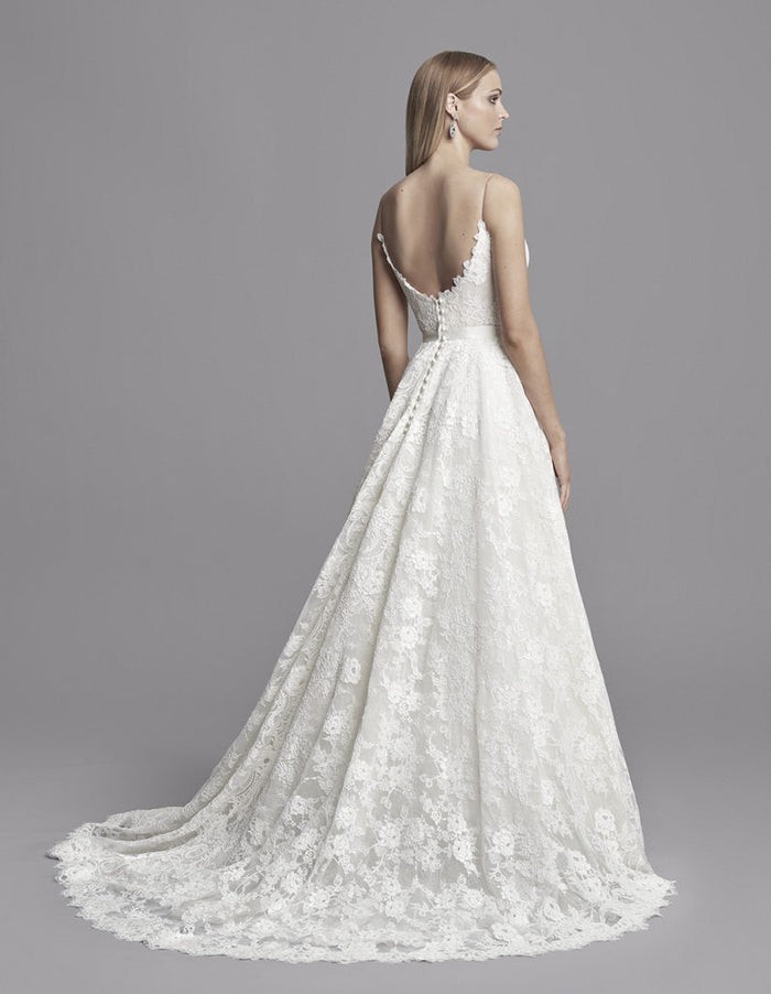 Tulisa by Caroline Castigliano Chantilly Lace Wedding Gown New Classic