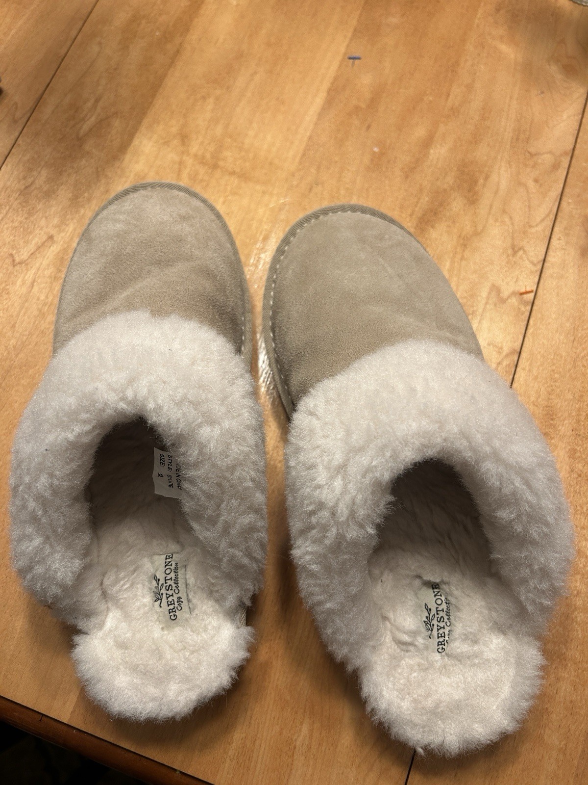 Greystone Women’s Suede Fur Trim Lined Slip-On Slippers Size 9 Beige