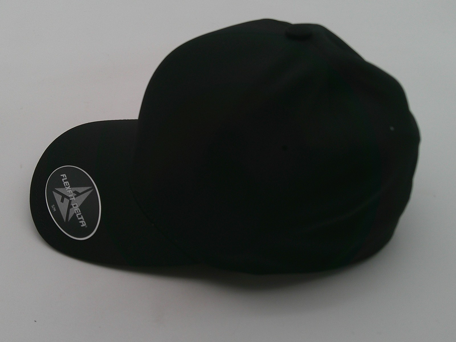 Flexfit Delta Hat Cap Fitted Mens Small Medium Black Performance Tech Athletic