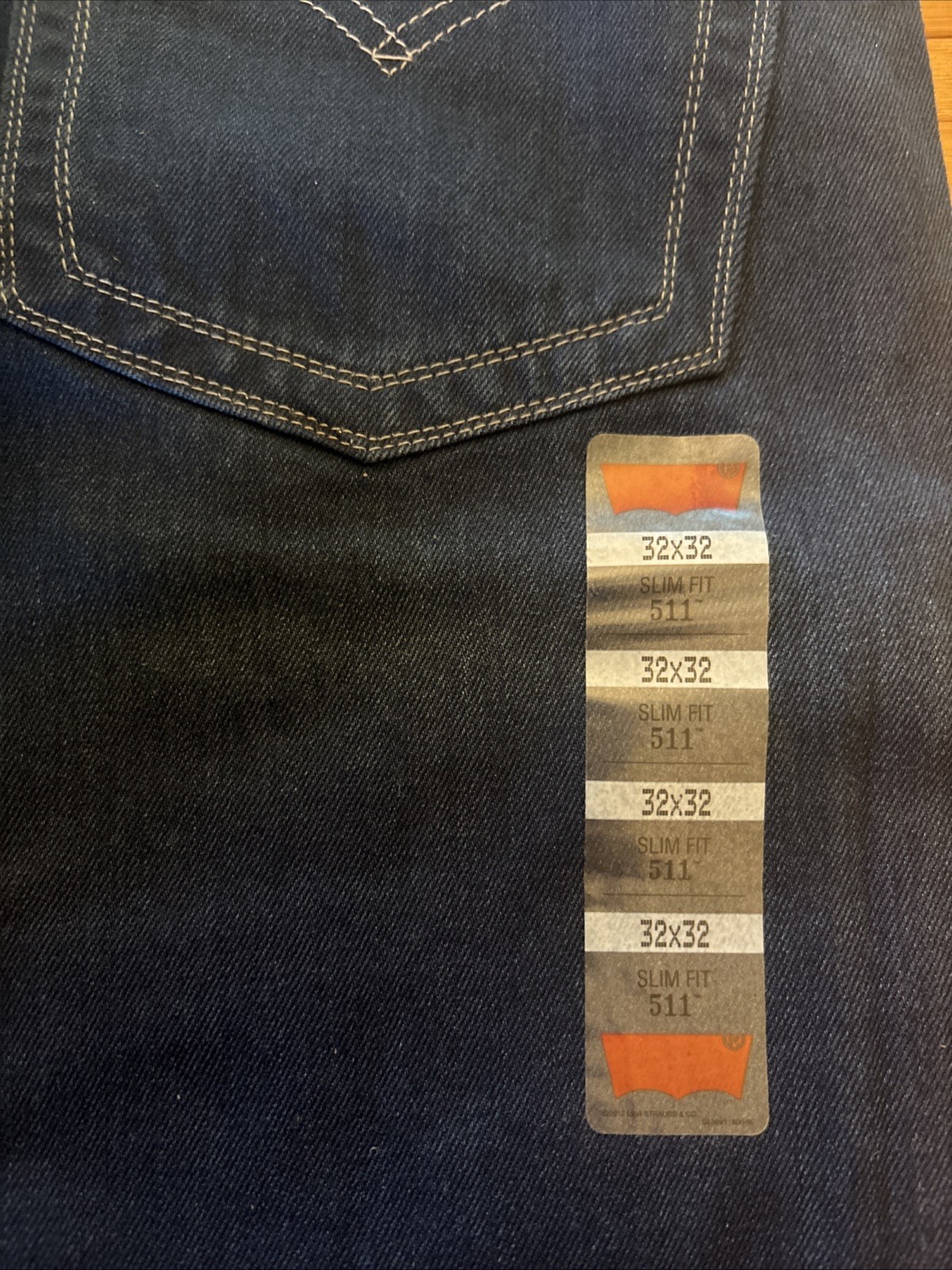 LEVI’S 511 MEN’S JEANS SIZE 32W 32L SLIM FIT DARK BLUE SUPER SOFT FABRIC. NEW