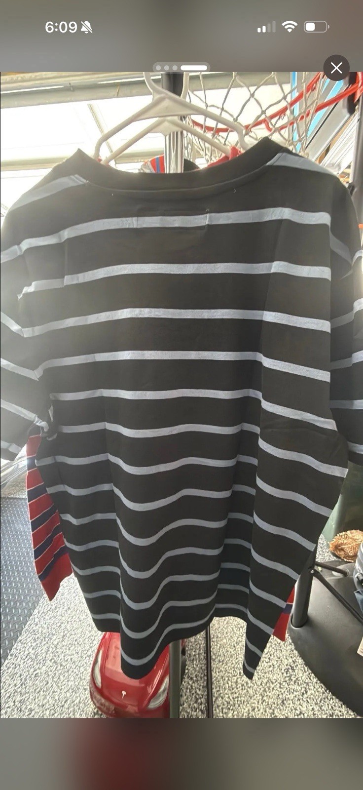 GUESS Originals Men’s L Black/Gray Striped Crew Neck Short Sleeve Cotton Tee