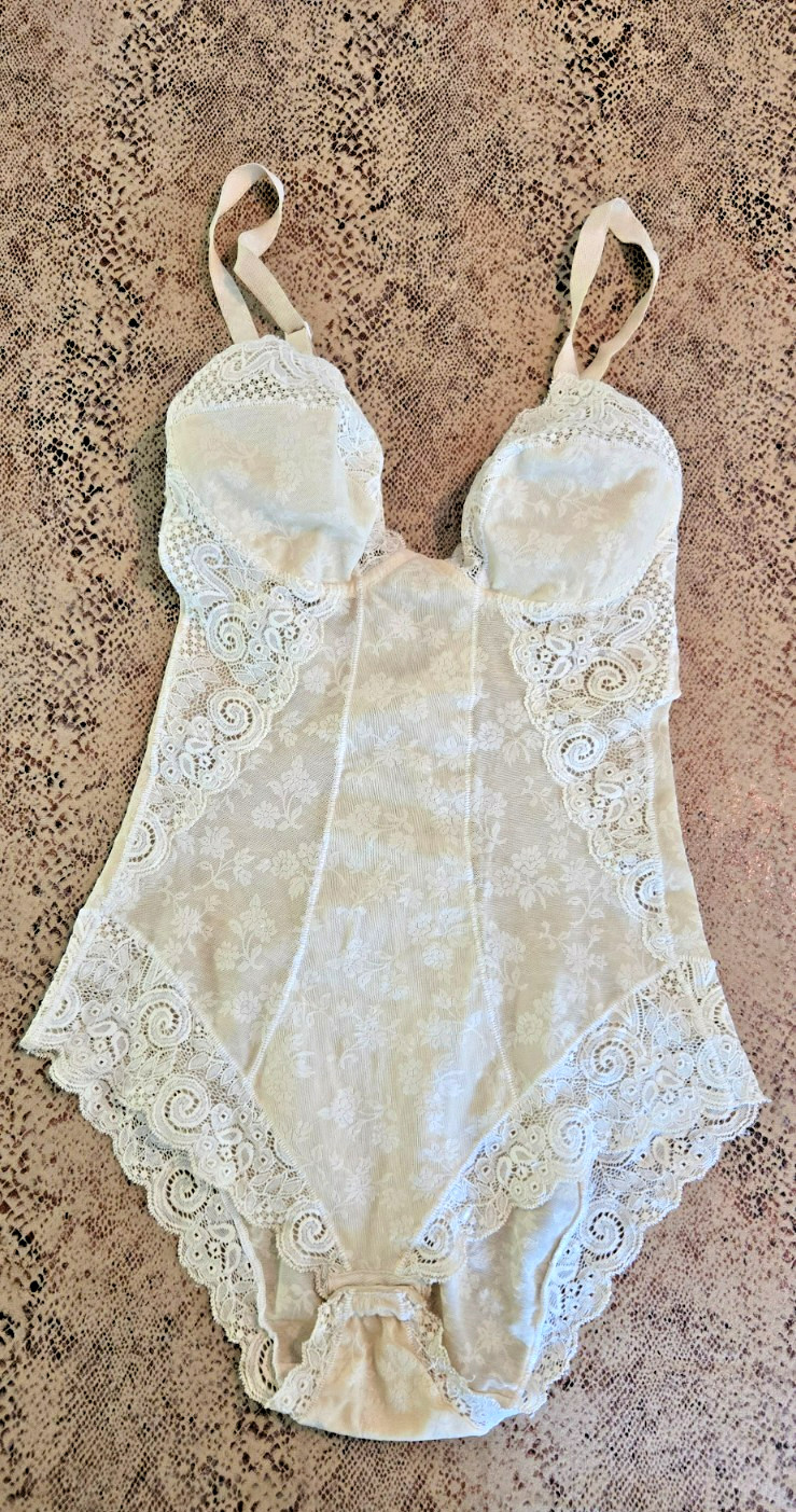 Le Donne Di Piera -Lace Underwire Bodysuit Bridal Size 36/L Made Italy VTG