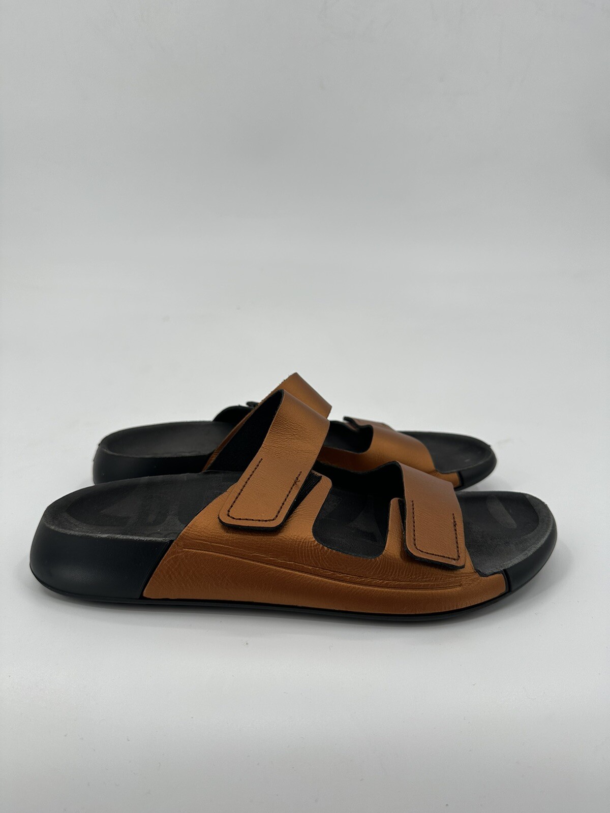 ECCO 2nd Cozmo Women’s Sz 10-10.5 Two Strap Fluidform Leather Sandals Bronze