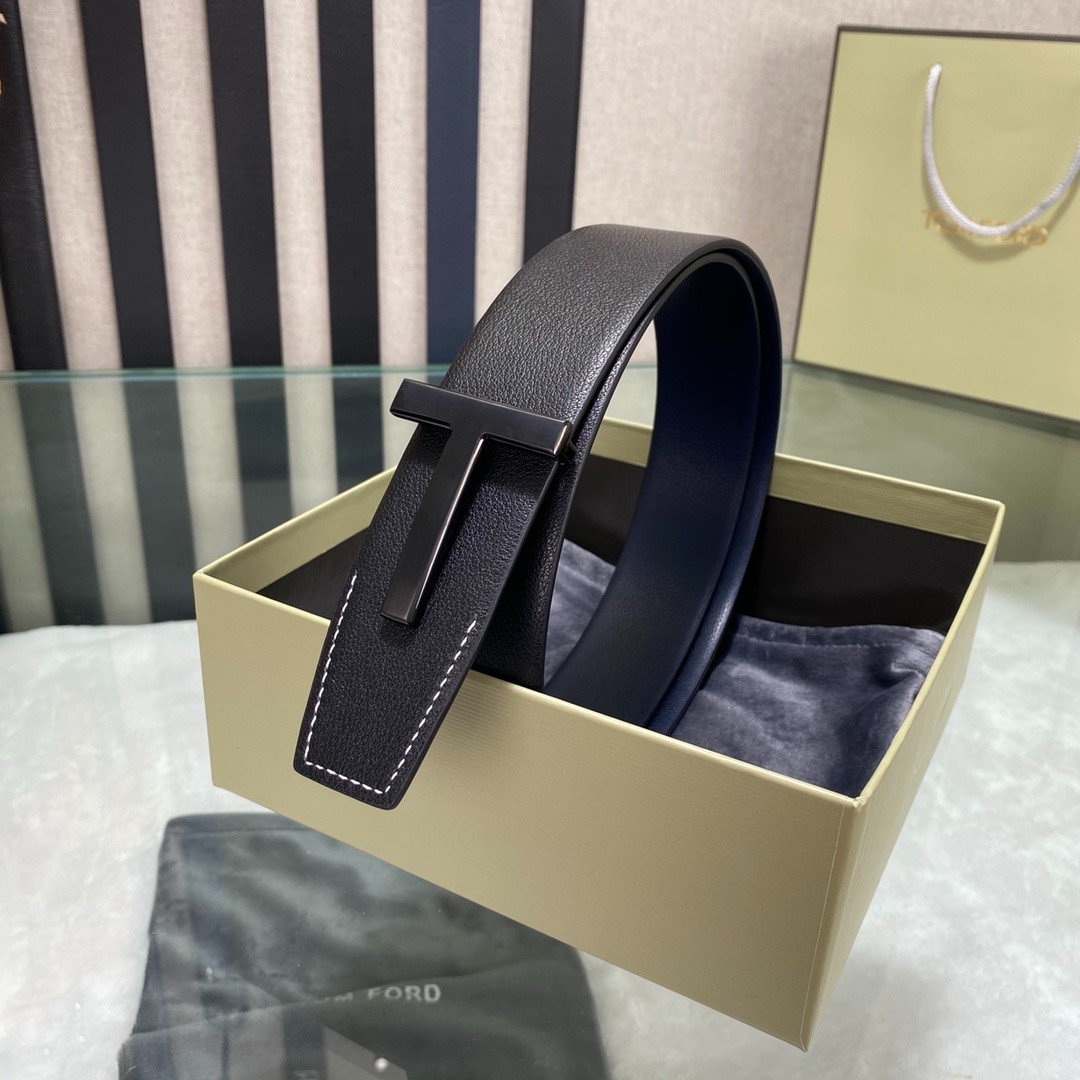 Tom Ford Mens Black/Blue Reversible Leather Belt Simple T Buckle