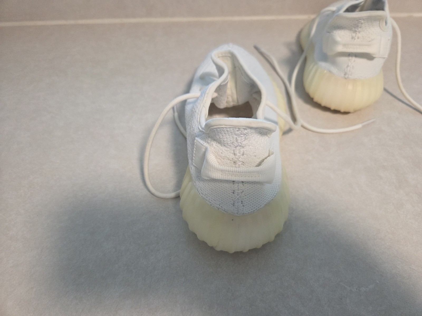 Adidas Yeezy Boost 350 v2 Cream Triple White No Insoles