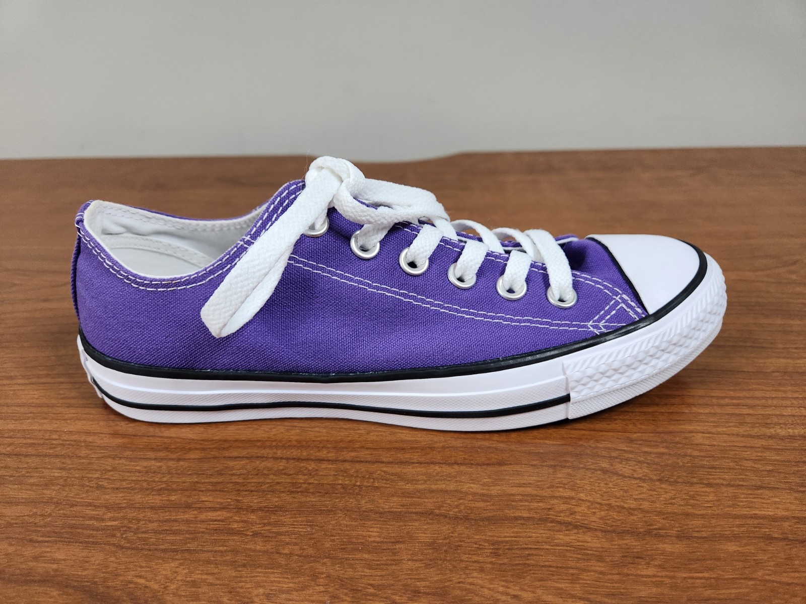 Converse Chuck Taylor All Star Low Electric Purple Shoes 137837F Men 5 Women 7