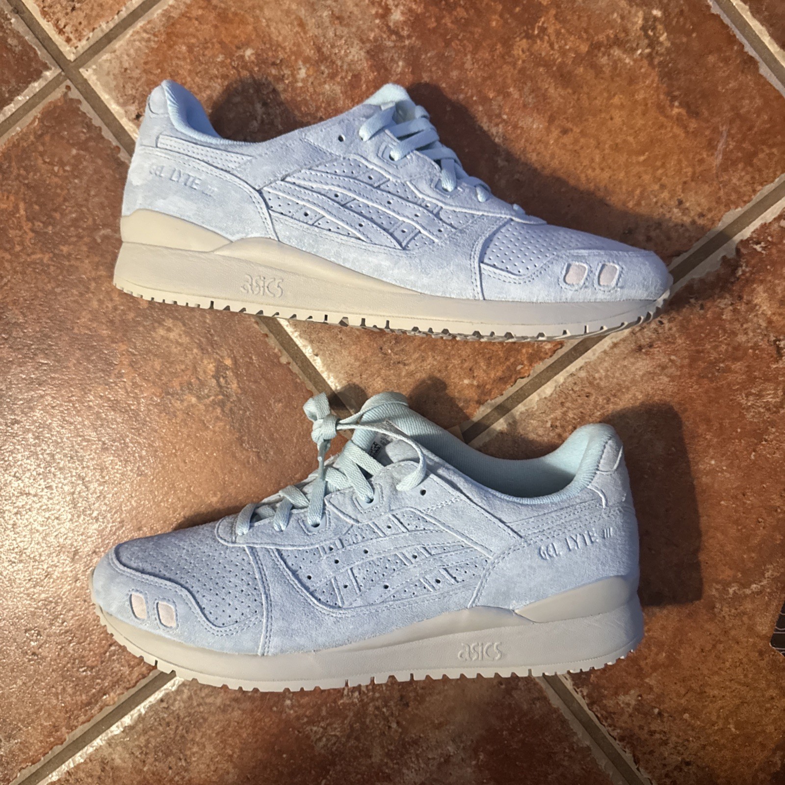Size 11.5 – Ronnie Fieg x ASICS Gel Lyte III OG The Palette “Helium” KITH