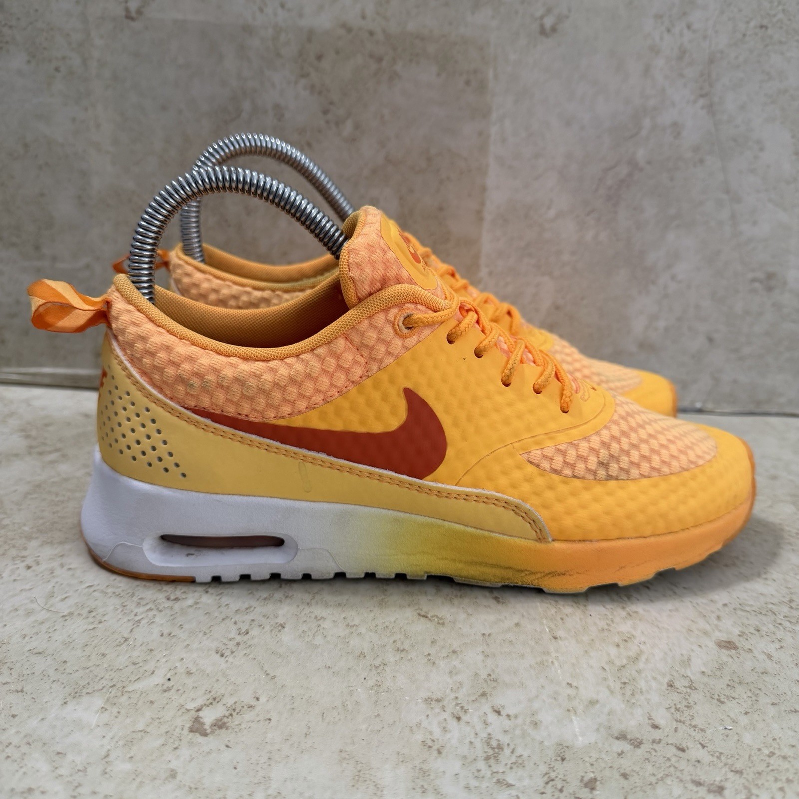 Nike Air Max Thea Sneakers Womens 6.5 Atomic Mango Low Atheltic Casual Shoes