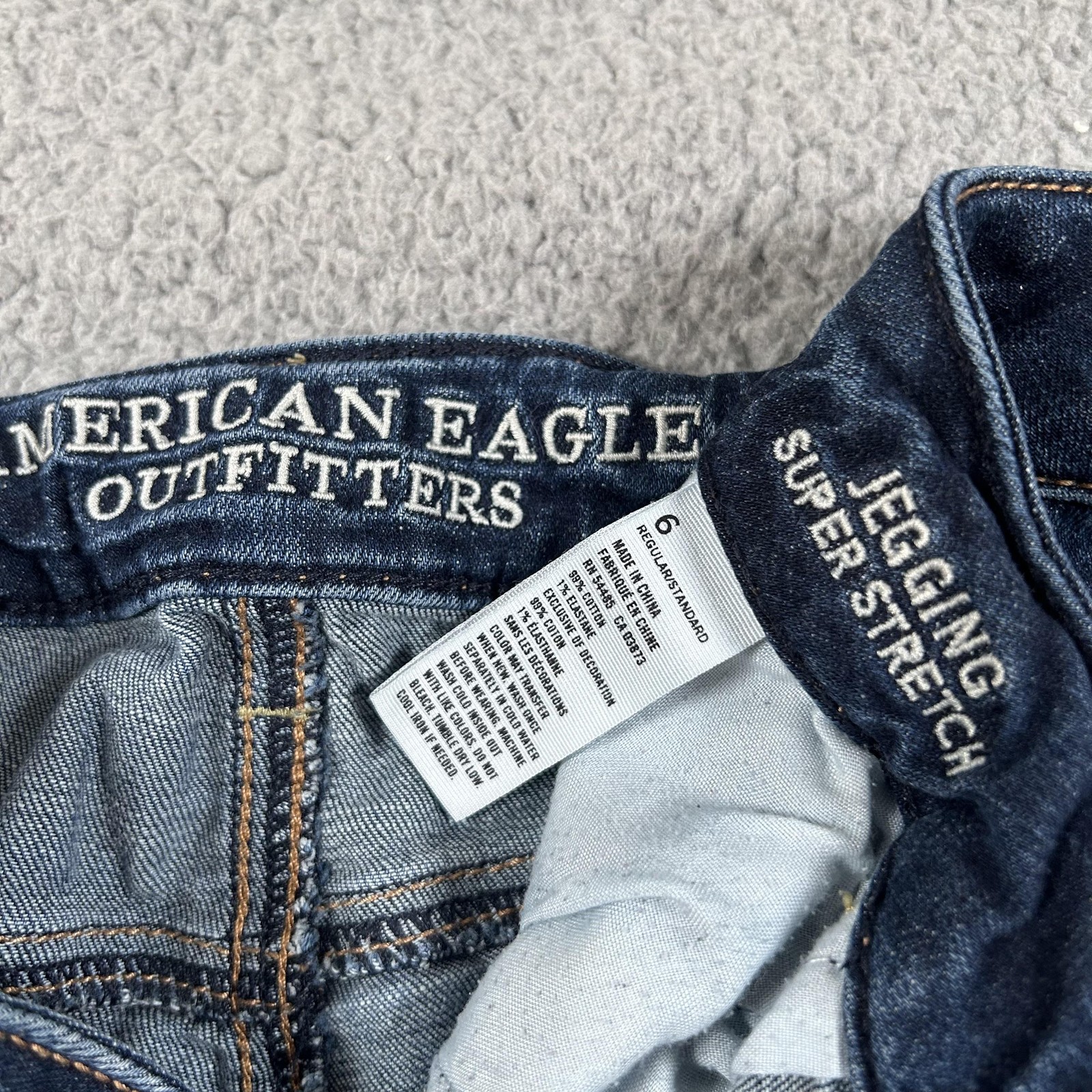 American Eagle Jegging Jeans Womens 6 Blue Mid Rise Super Stretch Denim Pants