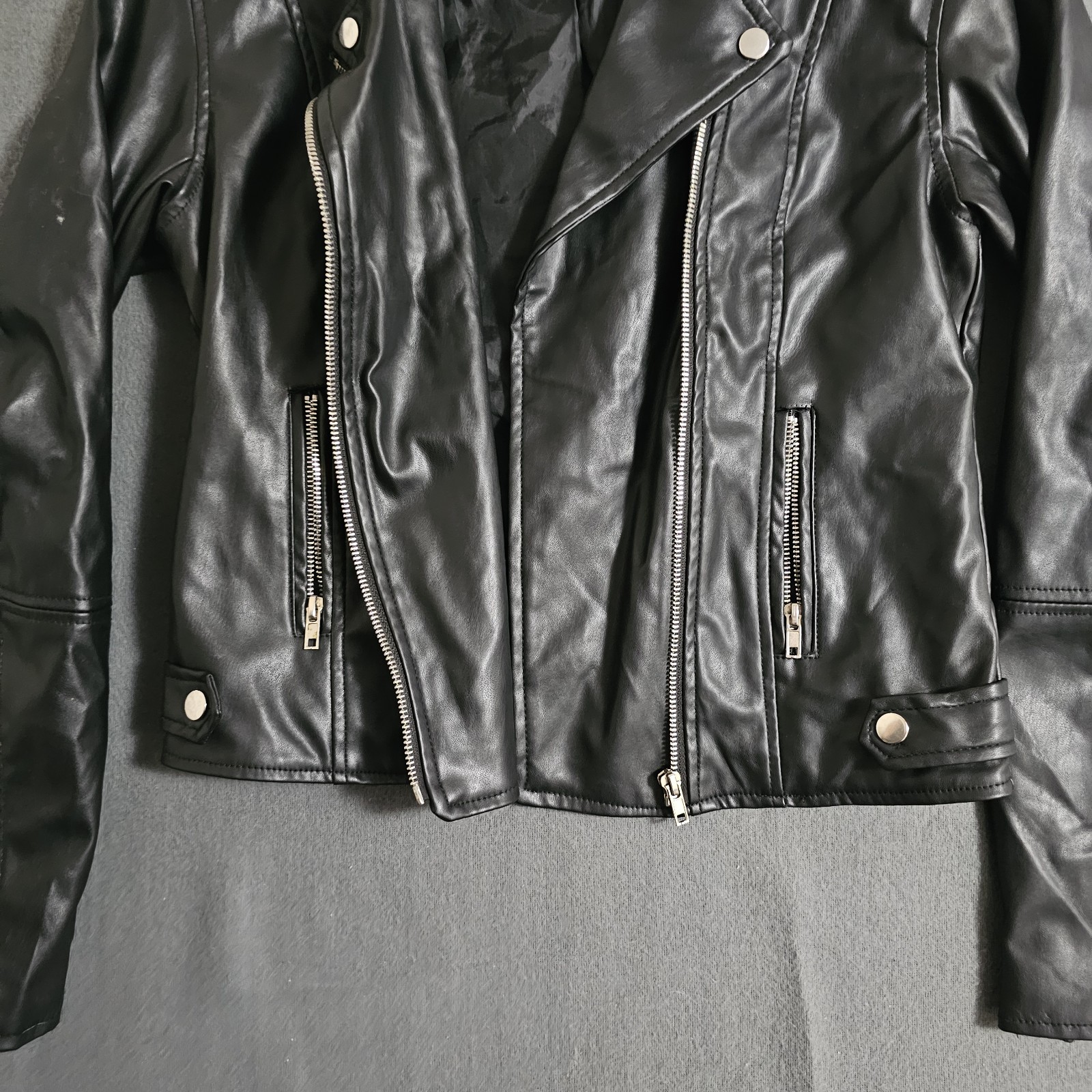 Ambiance Outerwear Medium Polyurethane Black Full Zip Biker Jacket