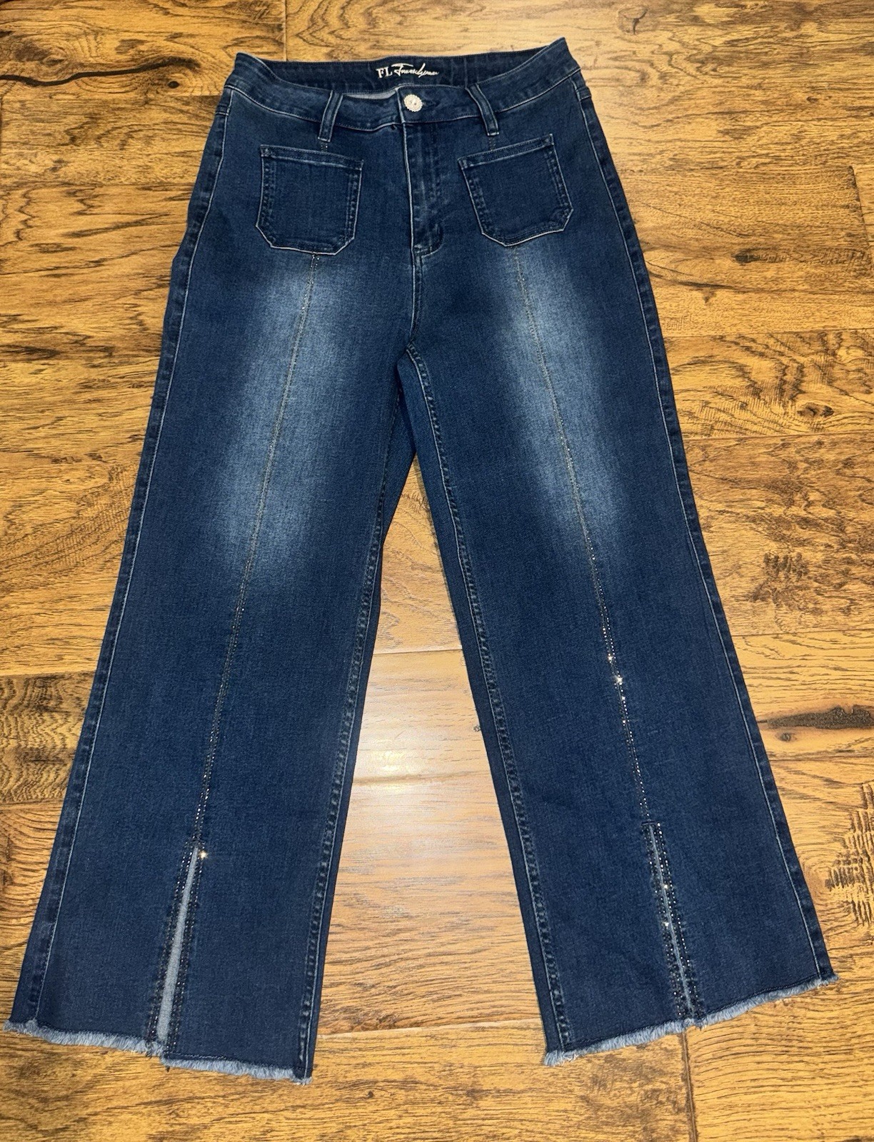 NWT Frank Lyman 256797U Blue Cropped Wide Leg Jeans Rhinestone Hem Womens Size L