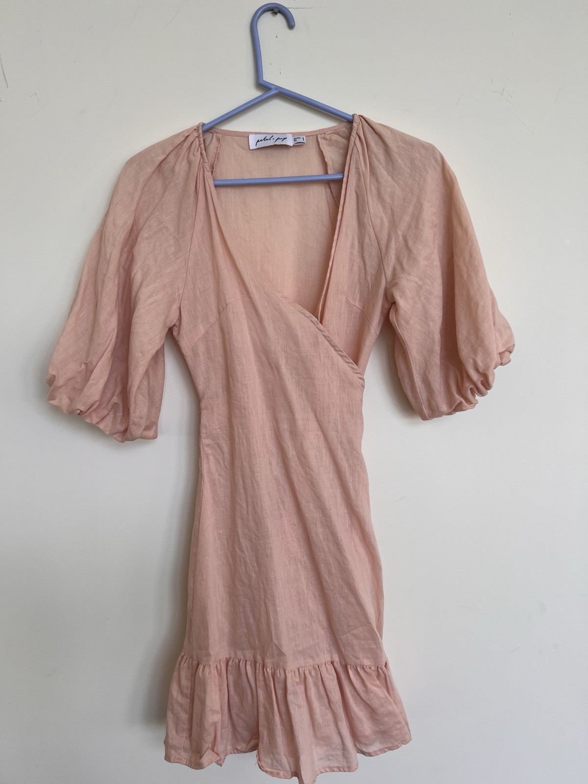 Petal + Pup Women’s 2 Pink Solid Wrap Mini Dress V-Neck 3/4 Puff Sleeves Ruffle