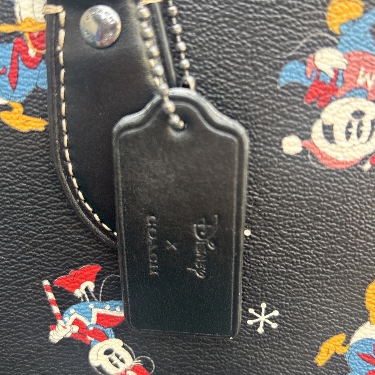 Coach x Disney CM189 Gallery Tote Black Holiday Mickey Donald Pluto NWT