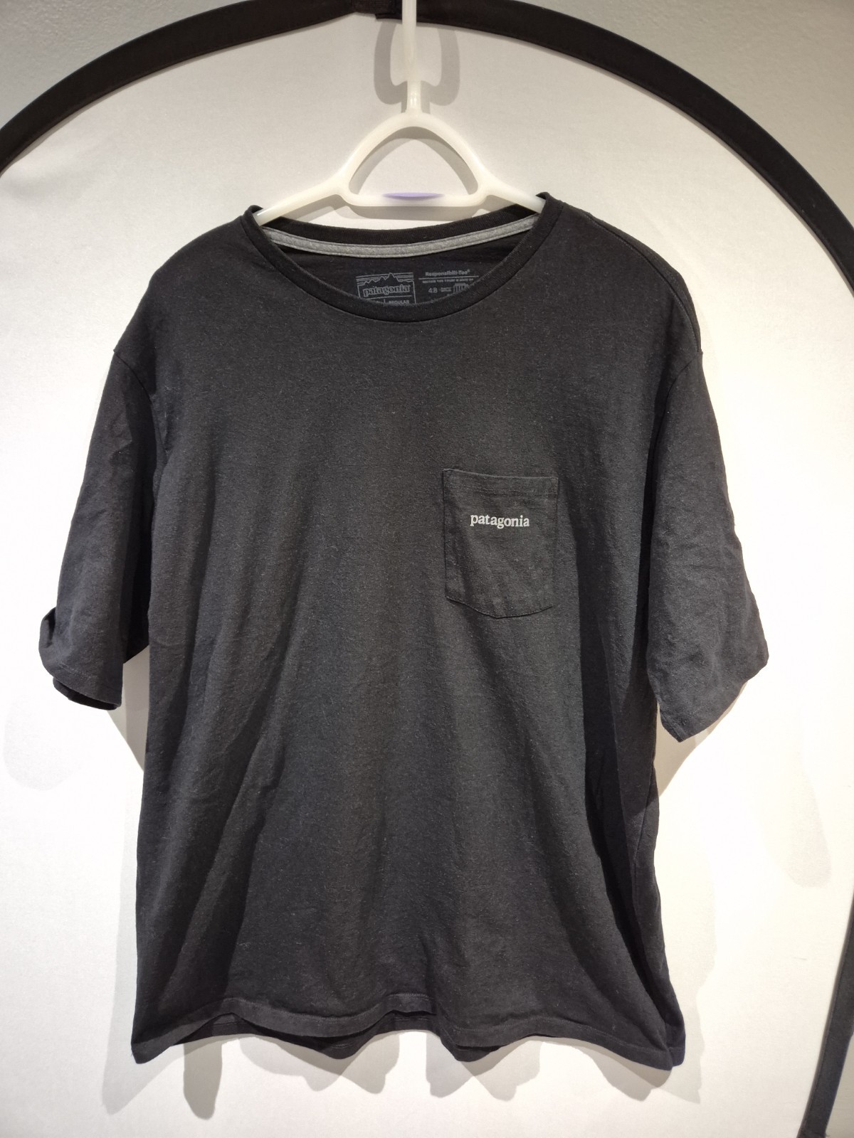 MENS PATAGONIA P-6 LOGO POCKET RESPONSIBILI-TEE SIZE XL
