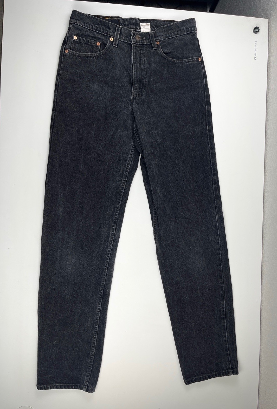 Vintage Levi’s 550 Men’s Black Denim Size 33×36 Relaxed Fit USA Made 90’s Jeans