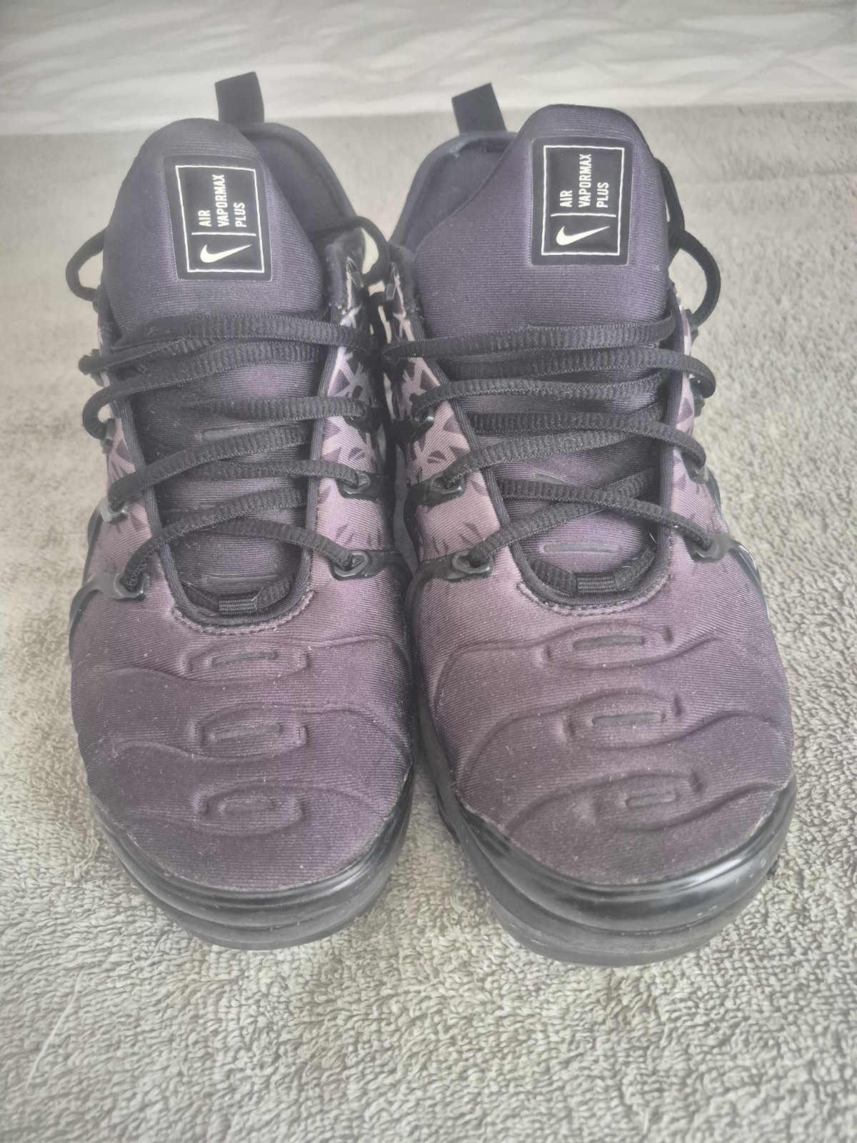 womens nike air vapormax plus