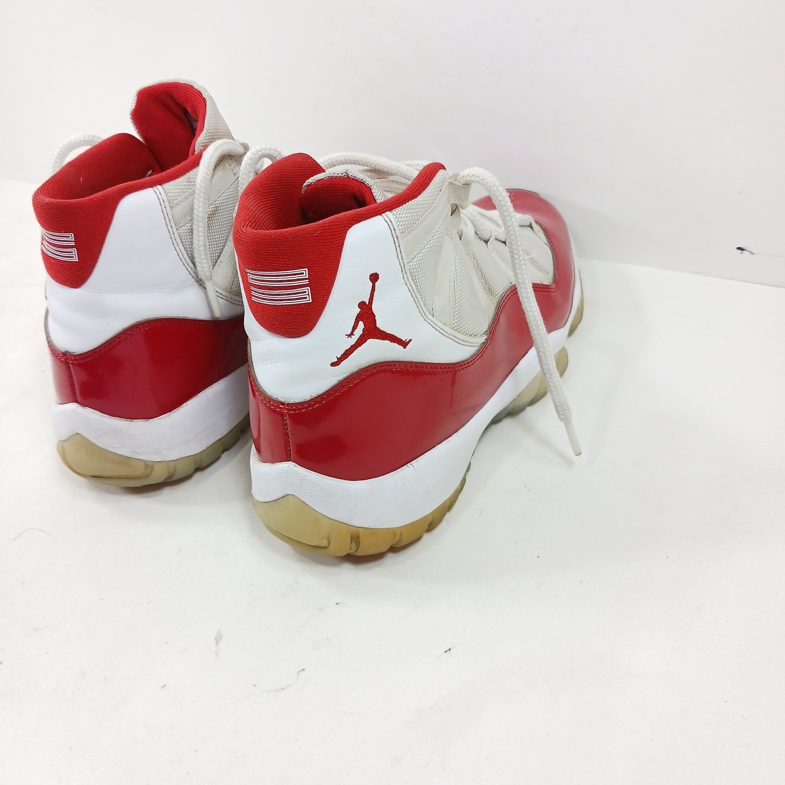 Air Jordan 11 Retro Cherry 2022 White Varsity Red CT8012-116 Mens Size 11