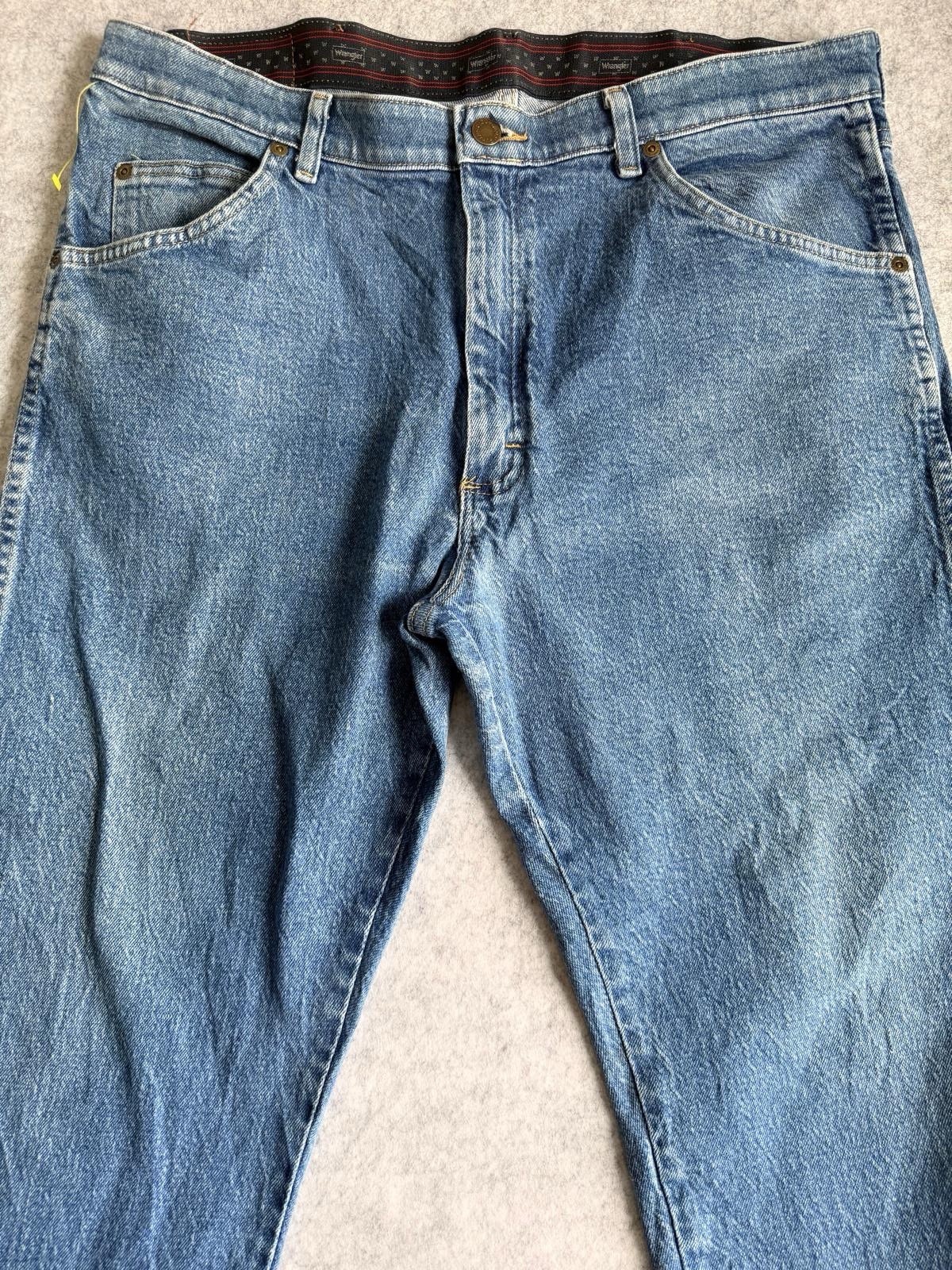 Wrangler Men’s Regular Fit Premium Quality Jeans Blue, W36 L29 Good Condition.