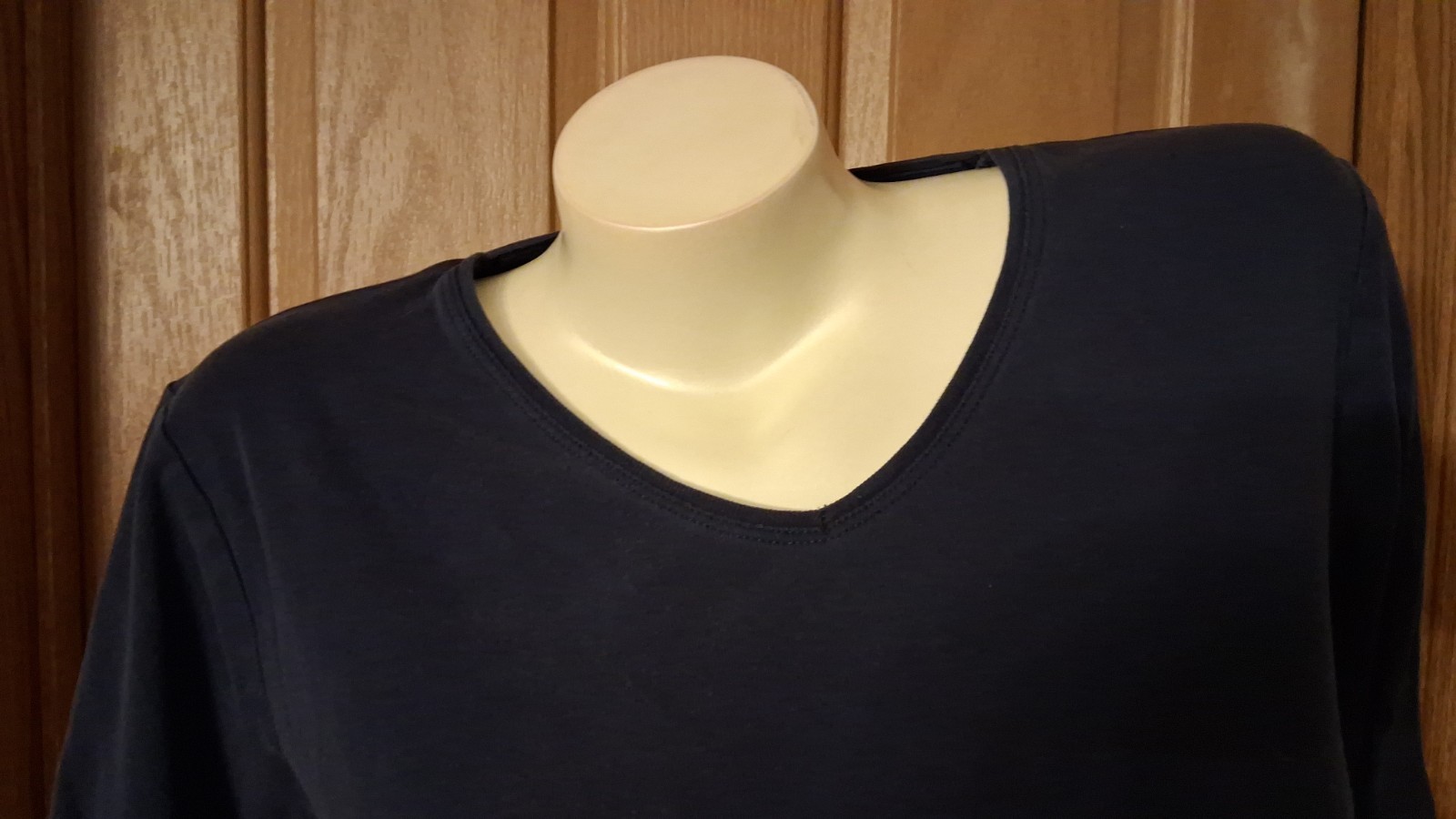 by Chicos Navy Blue Tee V-Neck Bracelet Sleeves Misses Size 3 (Reg 16)