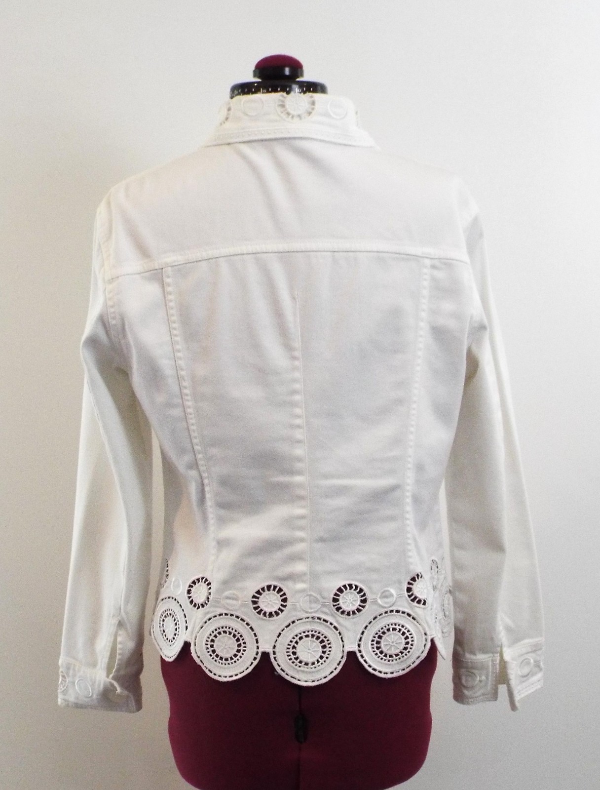 Very Vera Jacket – 97% Cotton 3% Spandex – Size PM – Pre Owned – Excellent