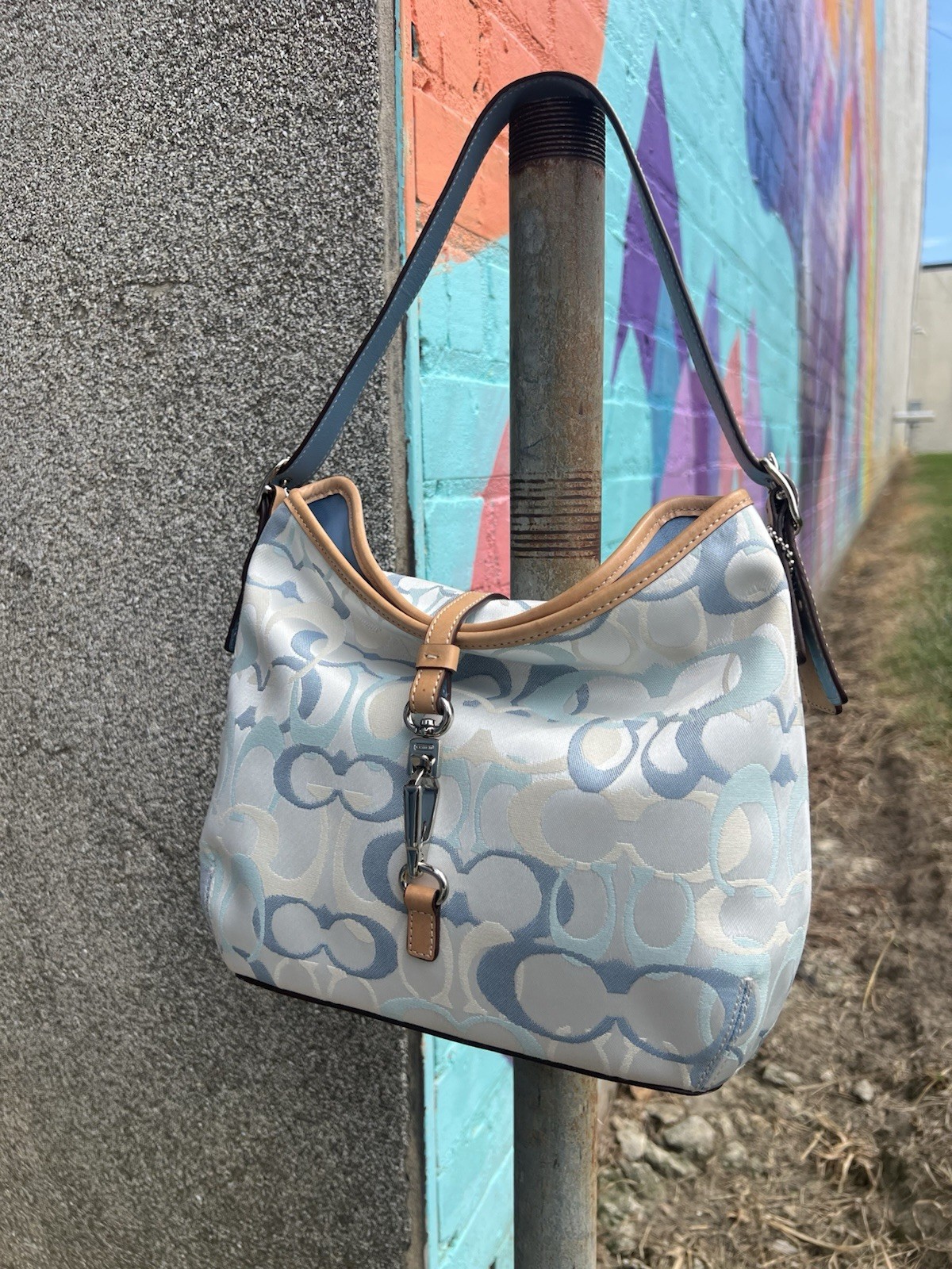 Coach Signature Logo Jacquard Shoulder Bag Blue/White Tan, Lined, Tag