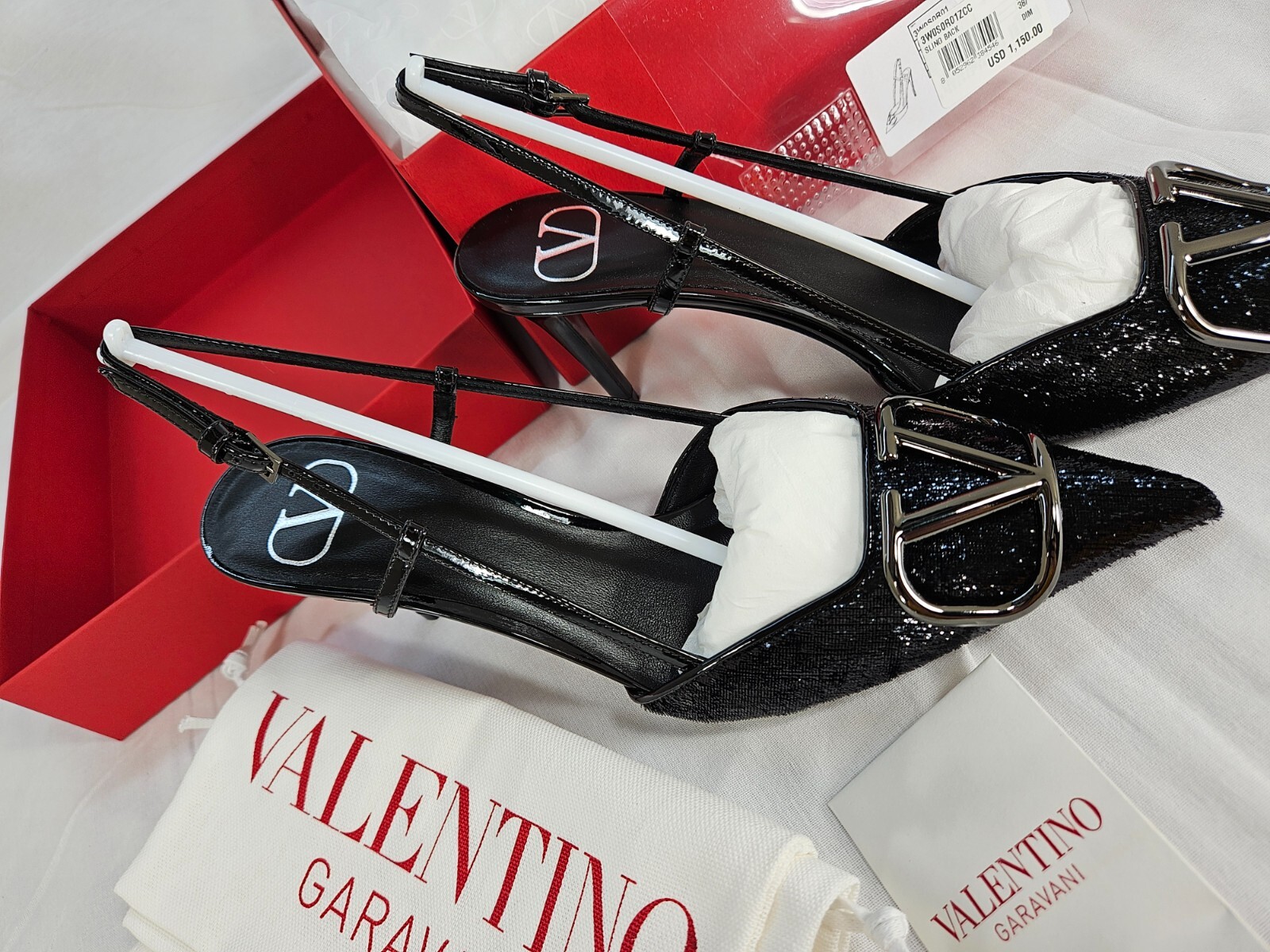 Valentino Garavani Women’s V Logo Pointed Toe Slingback Pumps 11 US MSRP $1,150