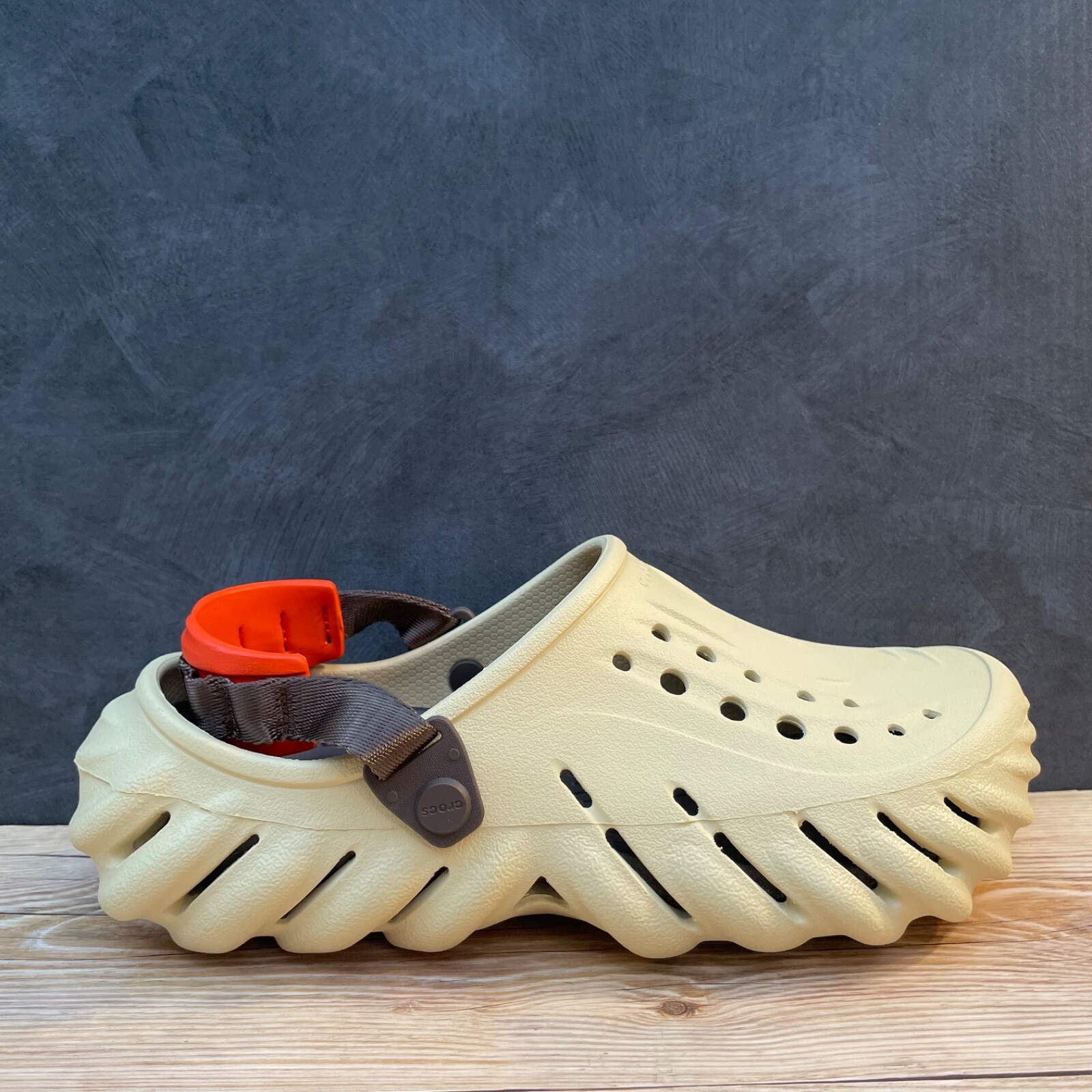 Crocs Echo Clog Beige/Brown/Orange Select-a-Size
