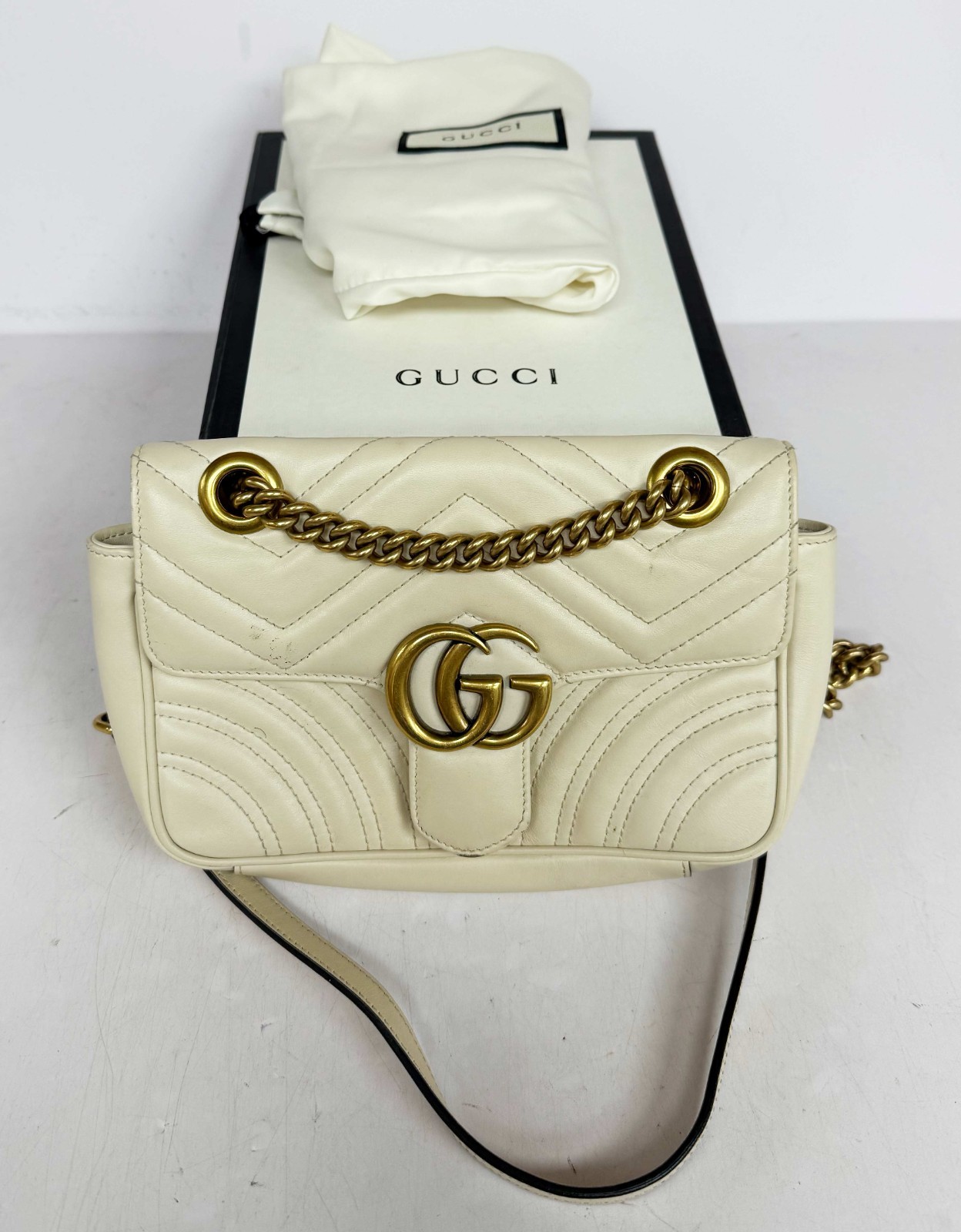 Gucci GG Marmont Small Matelasse Shoulder Bag Beige Small Entrupy Authenticity