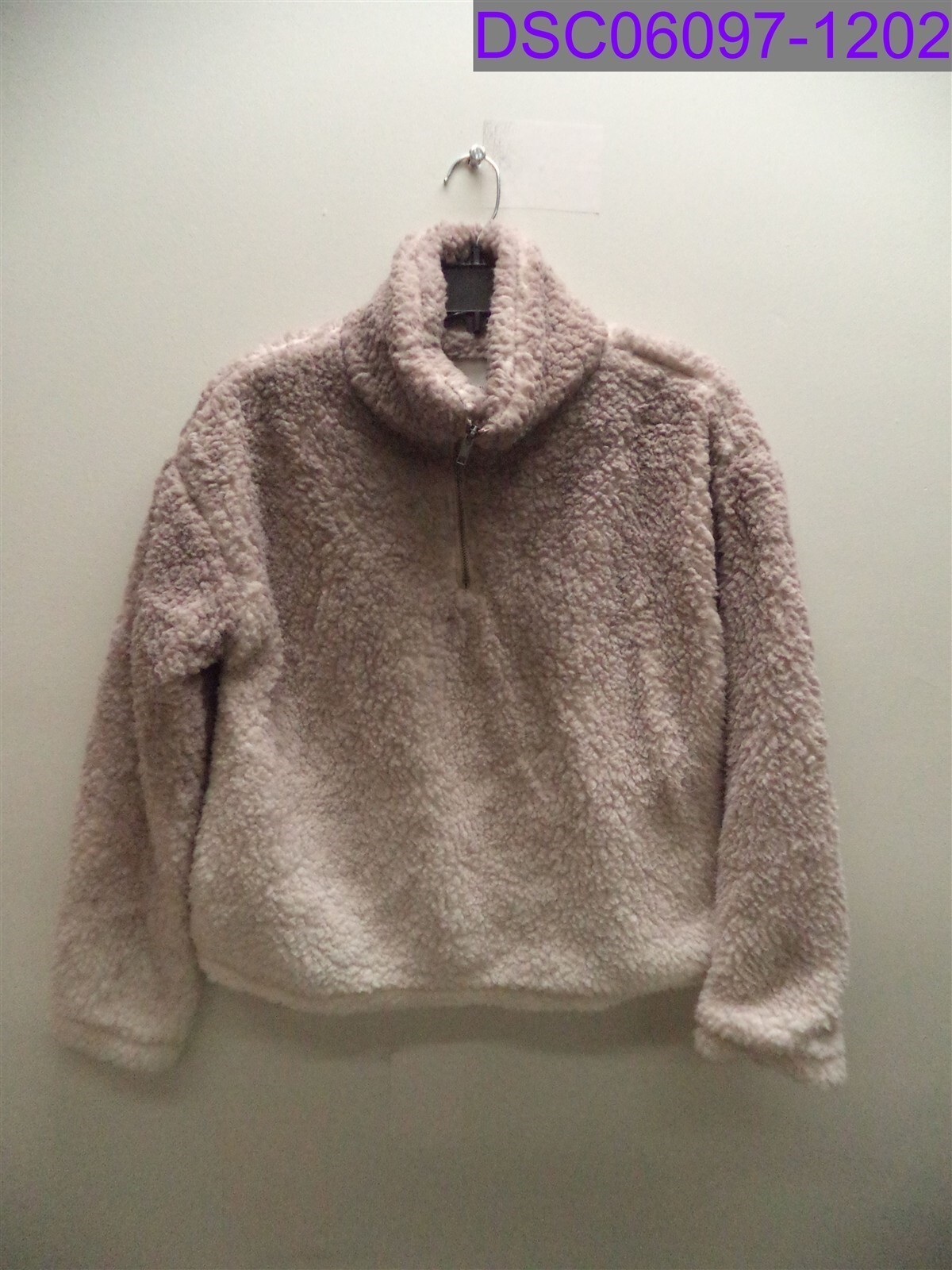 Women’s XS Thread & Supply Wubby Ombre Quarter Zip Fleece Pullover Milk Mauve