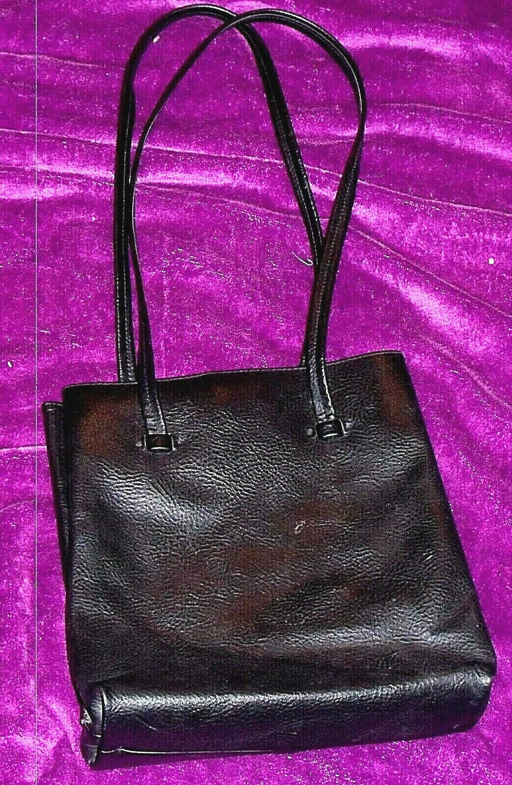 Purse Tote Liz Claiborne Black Brown 11″H x11″W x 3 3/4″thick 13 1/2″ Strap Drop