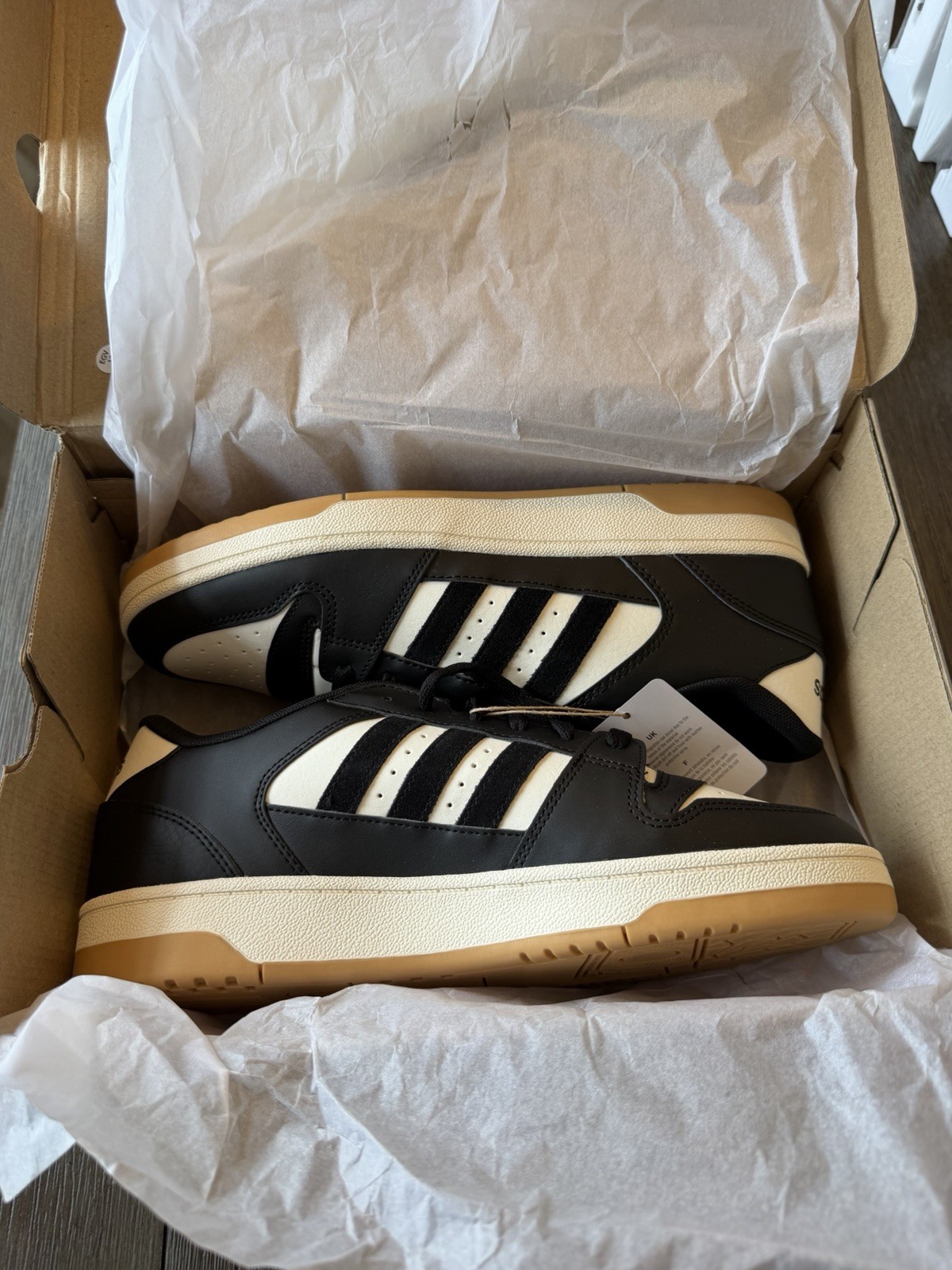 Adidas Forum Low Black And White Gum Panda Sneakers Men Size 10.5 Brand New