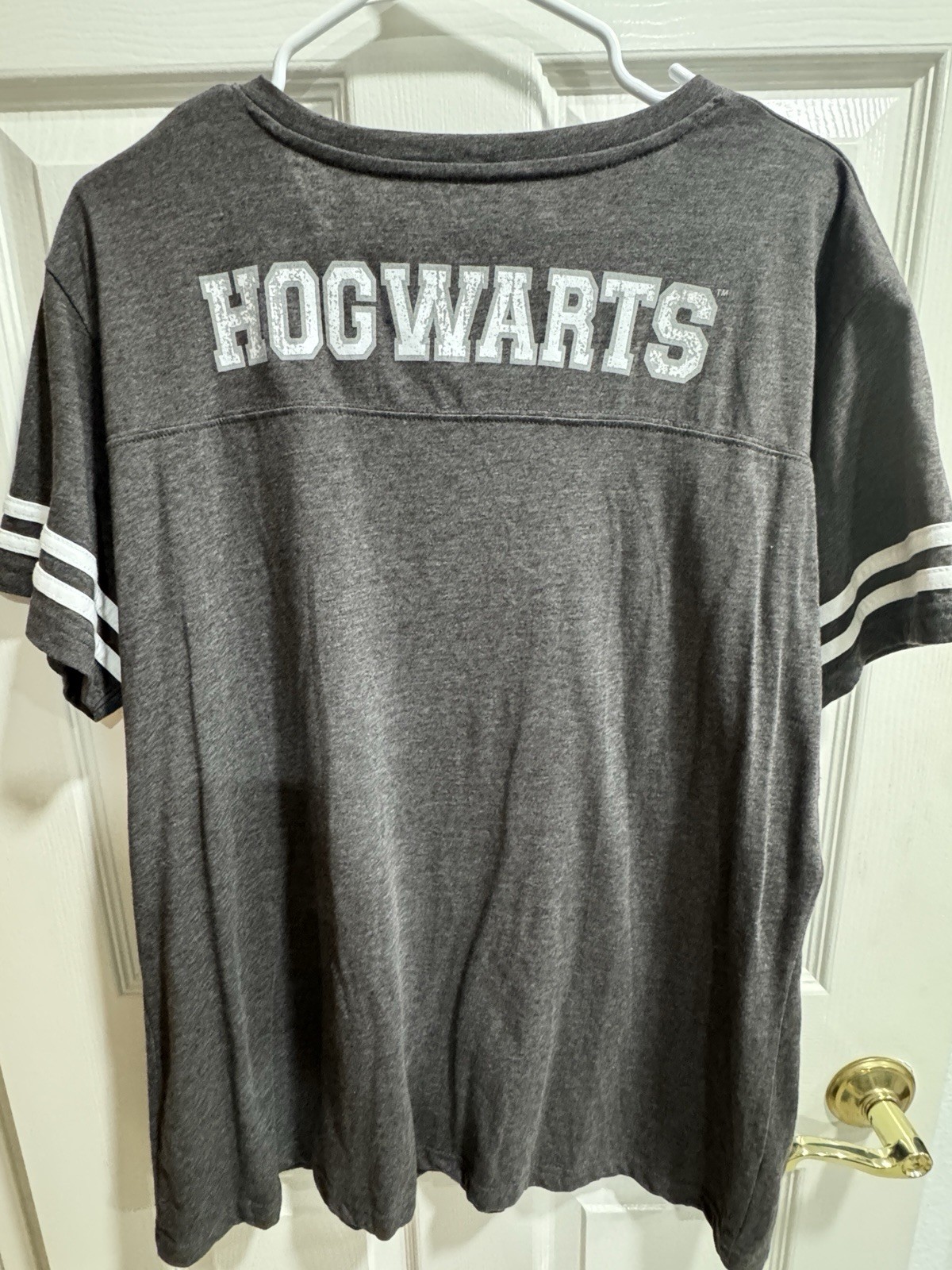 Harry Potter Universal Studios The Wizarding World Hogwarts T Shirt Women’s XL