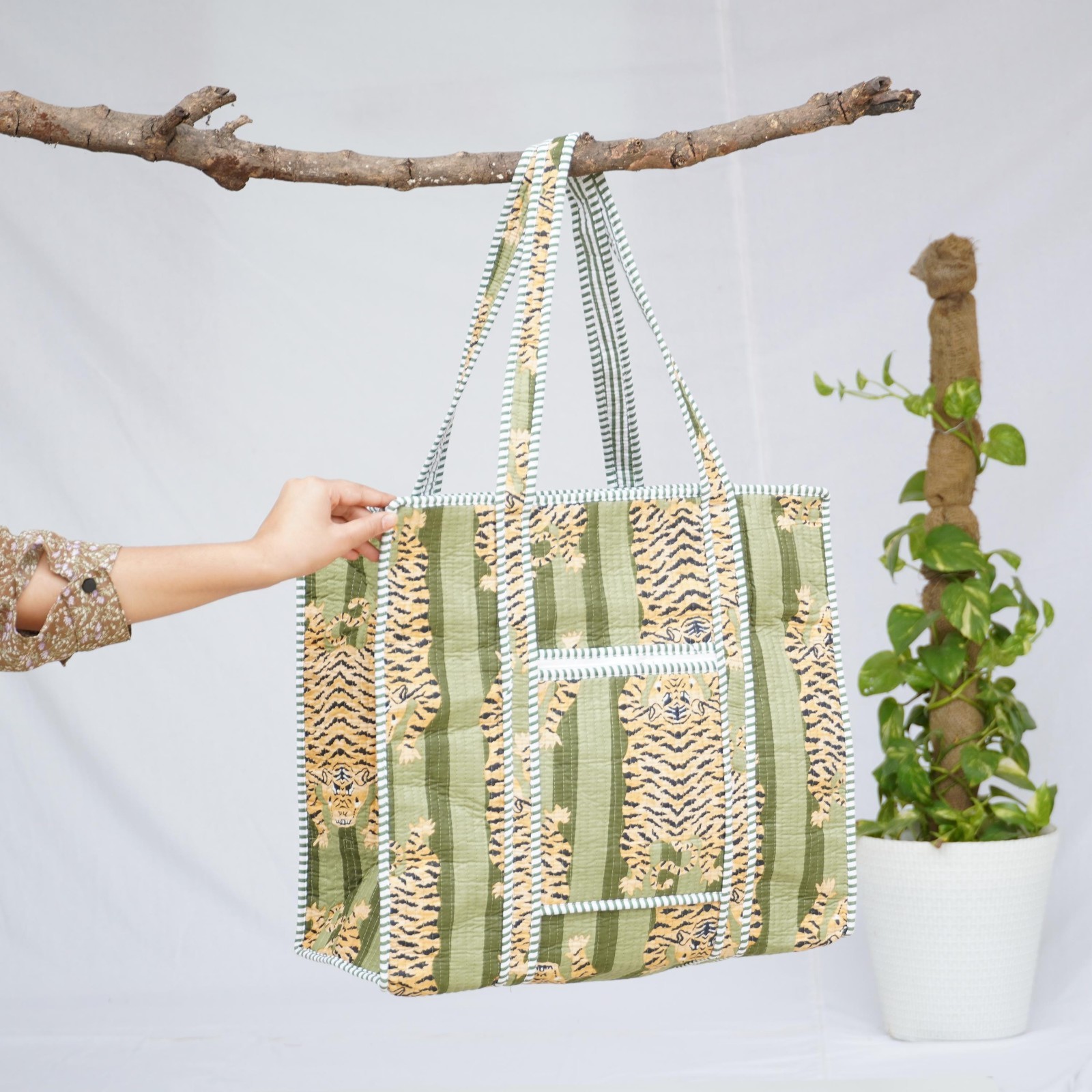 Handmade Cotton Tote Bag Green Tiger Crossbody Bag Cotton Quilted houlder Tote