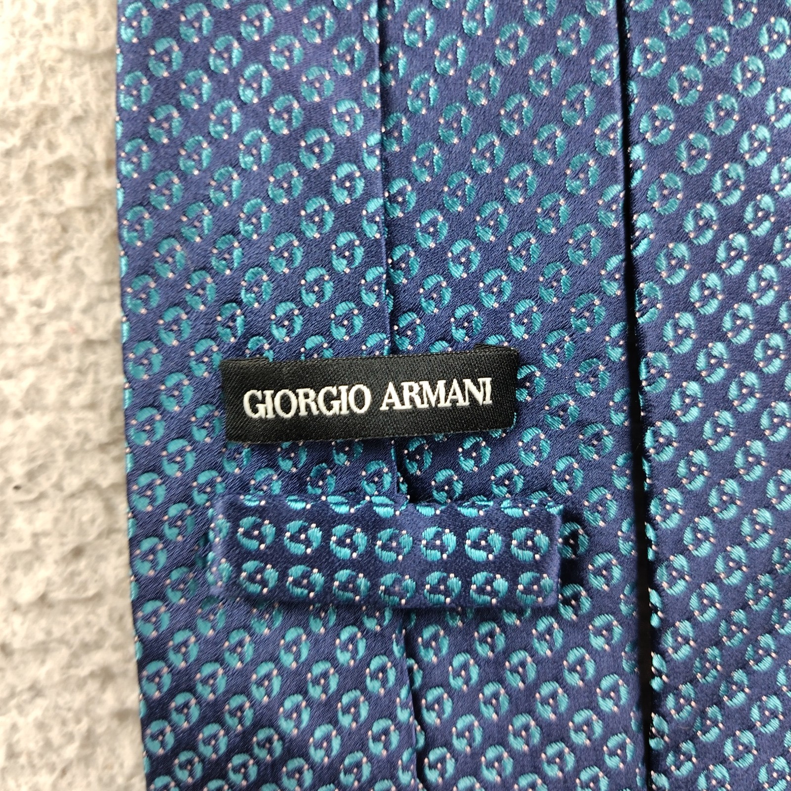 Giorgio Armani Silk Tie Blue Teal Geometric Hand Made in Italy W3.25 L:56