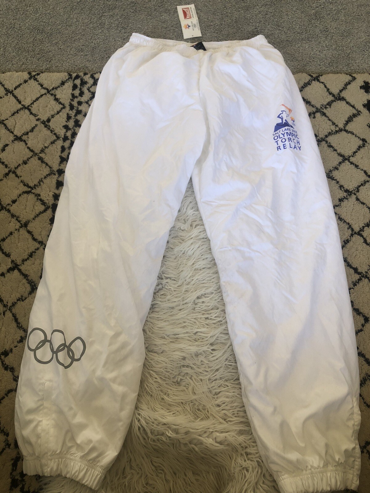Official Salt Lake 2002 Winter Olympics Torch Relay Uniform Pants NWT Large. D9