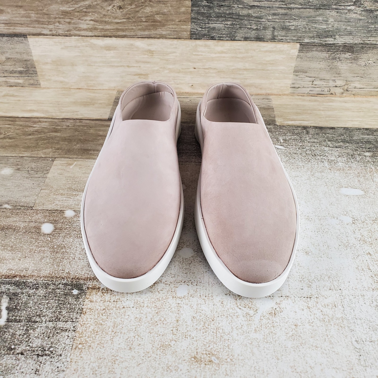 Wolf & Shepherd Cruise Mule Shoes Womens 10.5 Warm Gray Brilliant White Suede