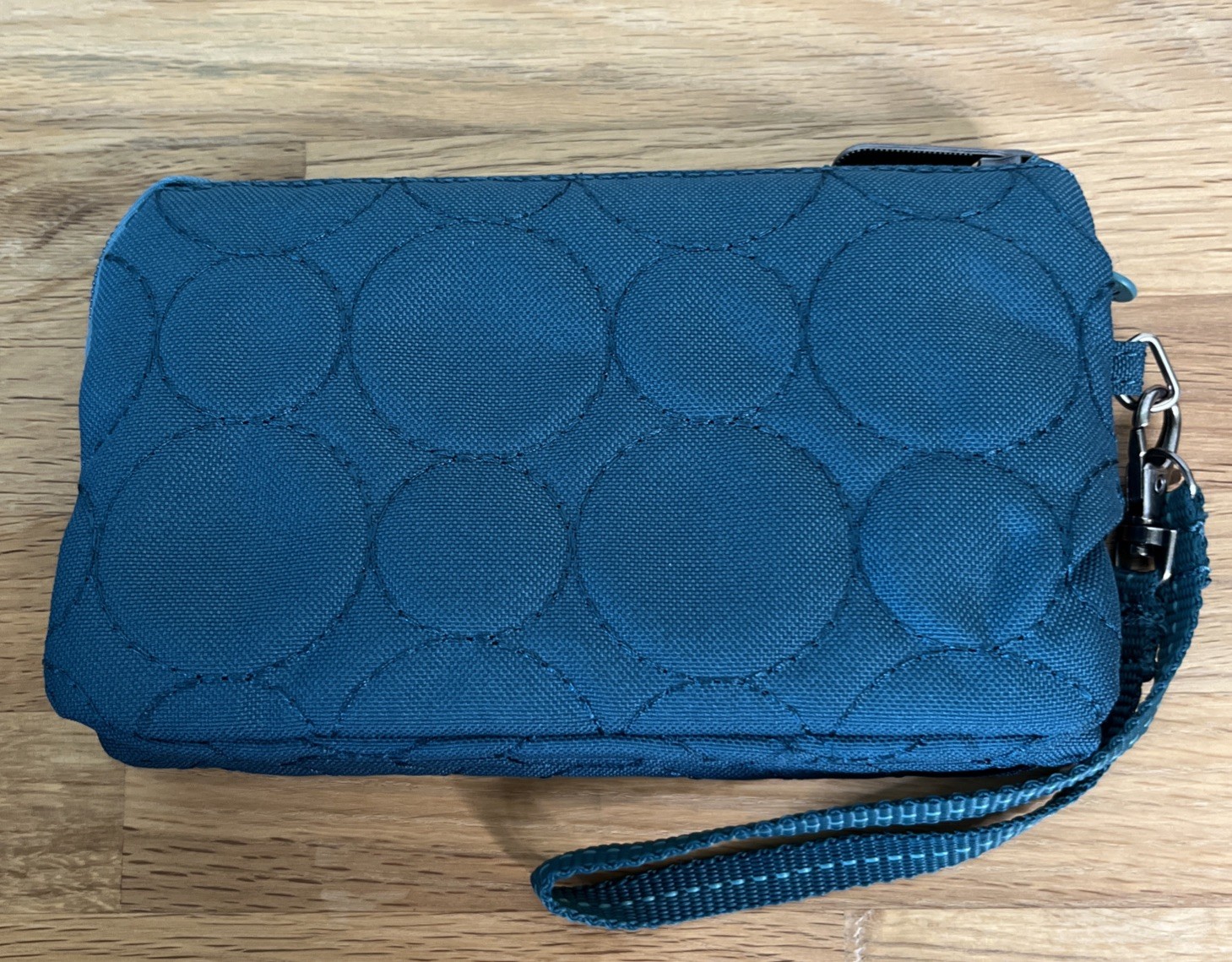 Thirty One Vary You Teal Wristlet