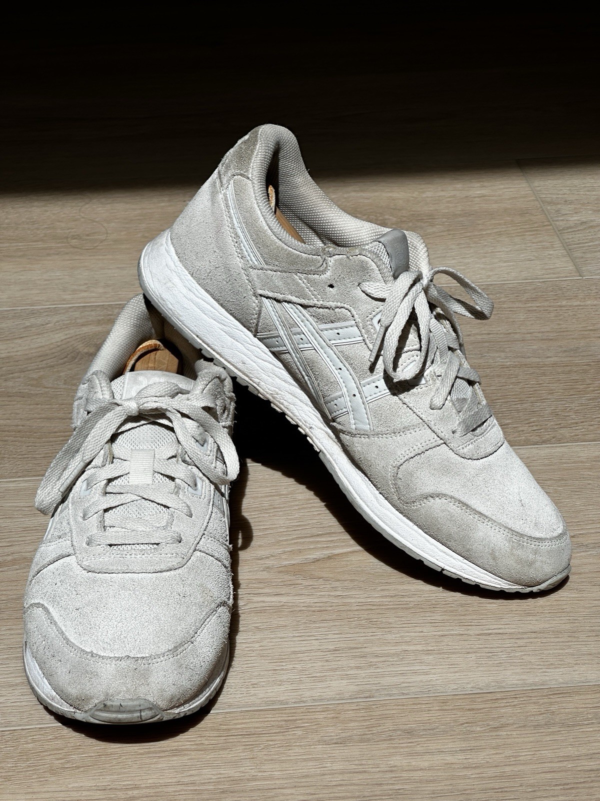 Men’s Asics Lyte Classic Casual Athletic Shoes Oyster Smoke Grey Beige Size 11.5