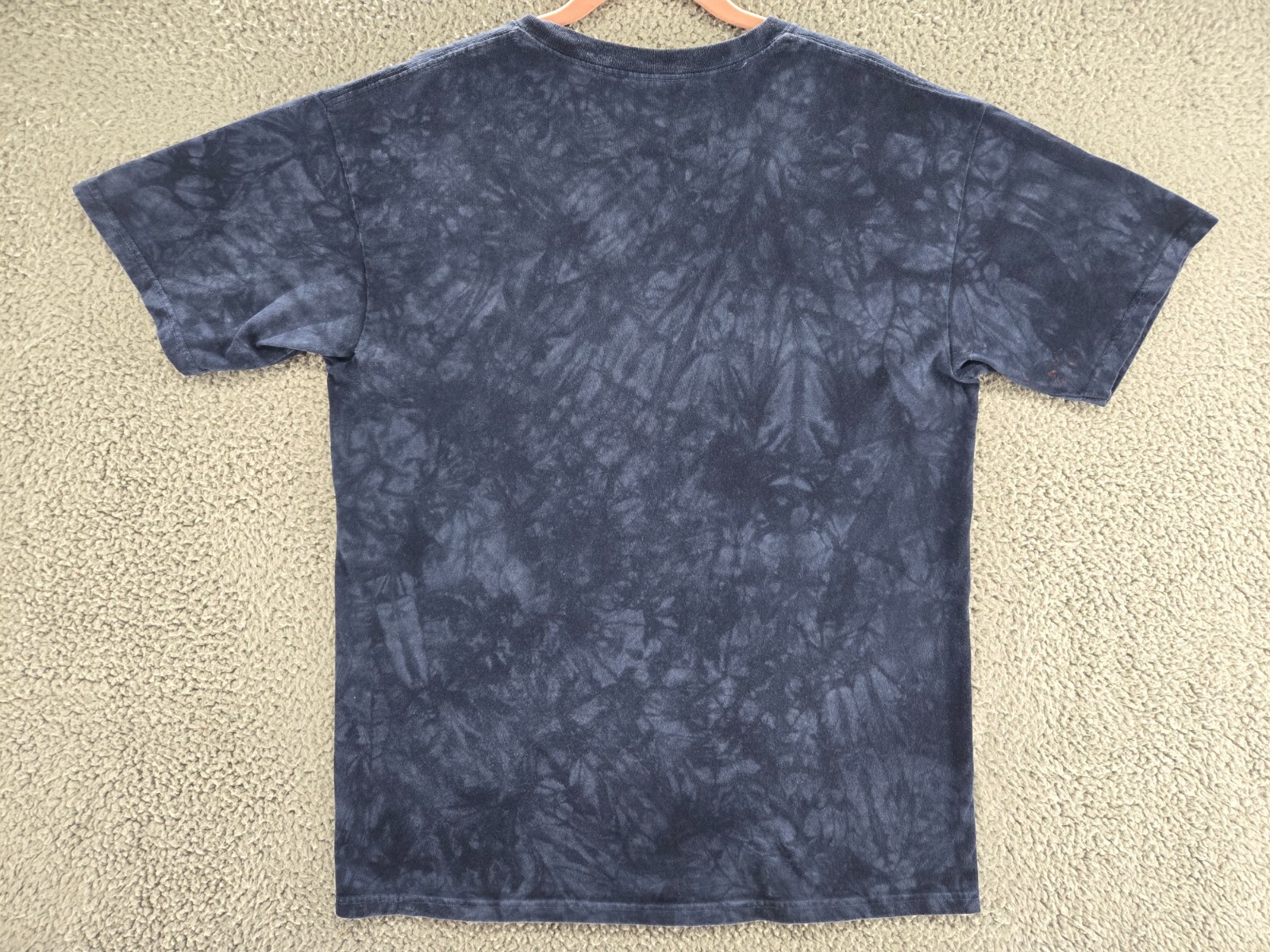 The Mountain Wolf Moon Shirt Mens Large Blue Y2K Big Graphic Tee