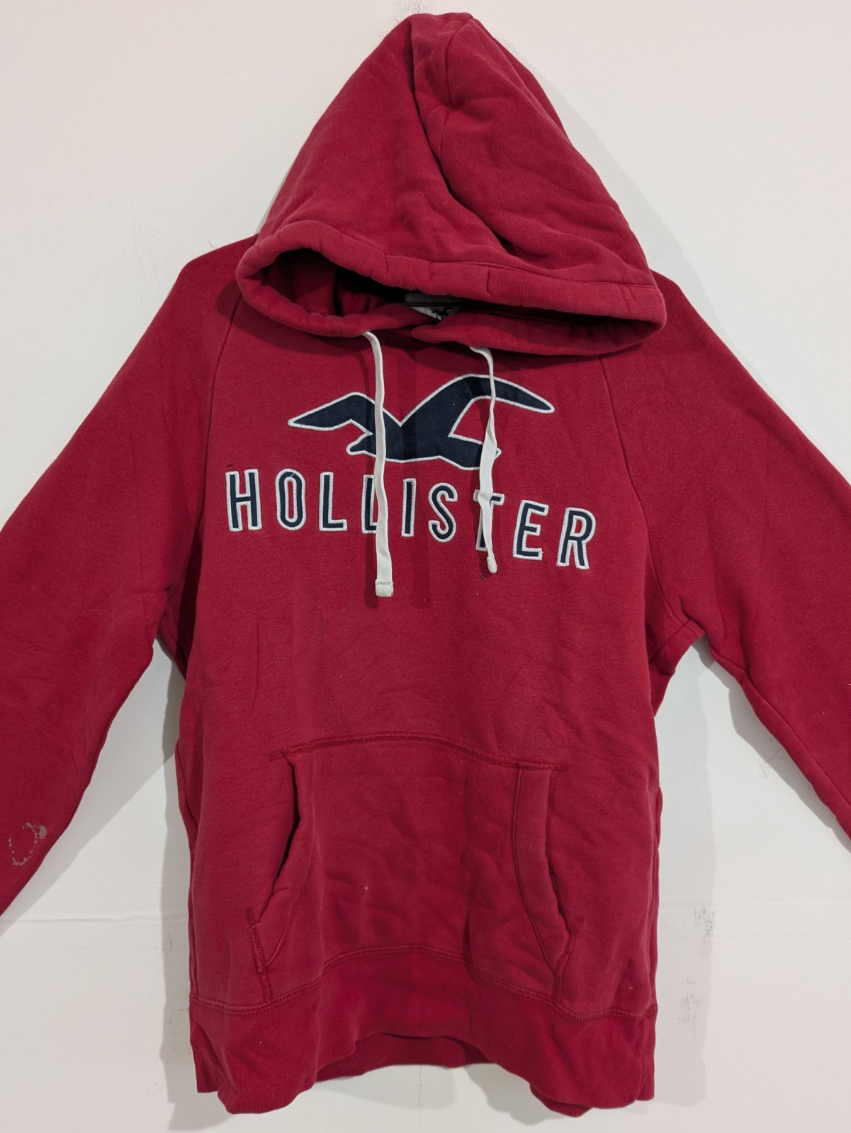 3066 Hollister Men’s M Red Fleece Pullover Hoodie Graphic Print Logo Pockets