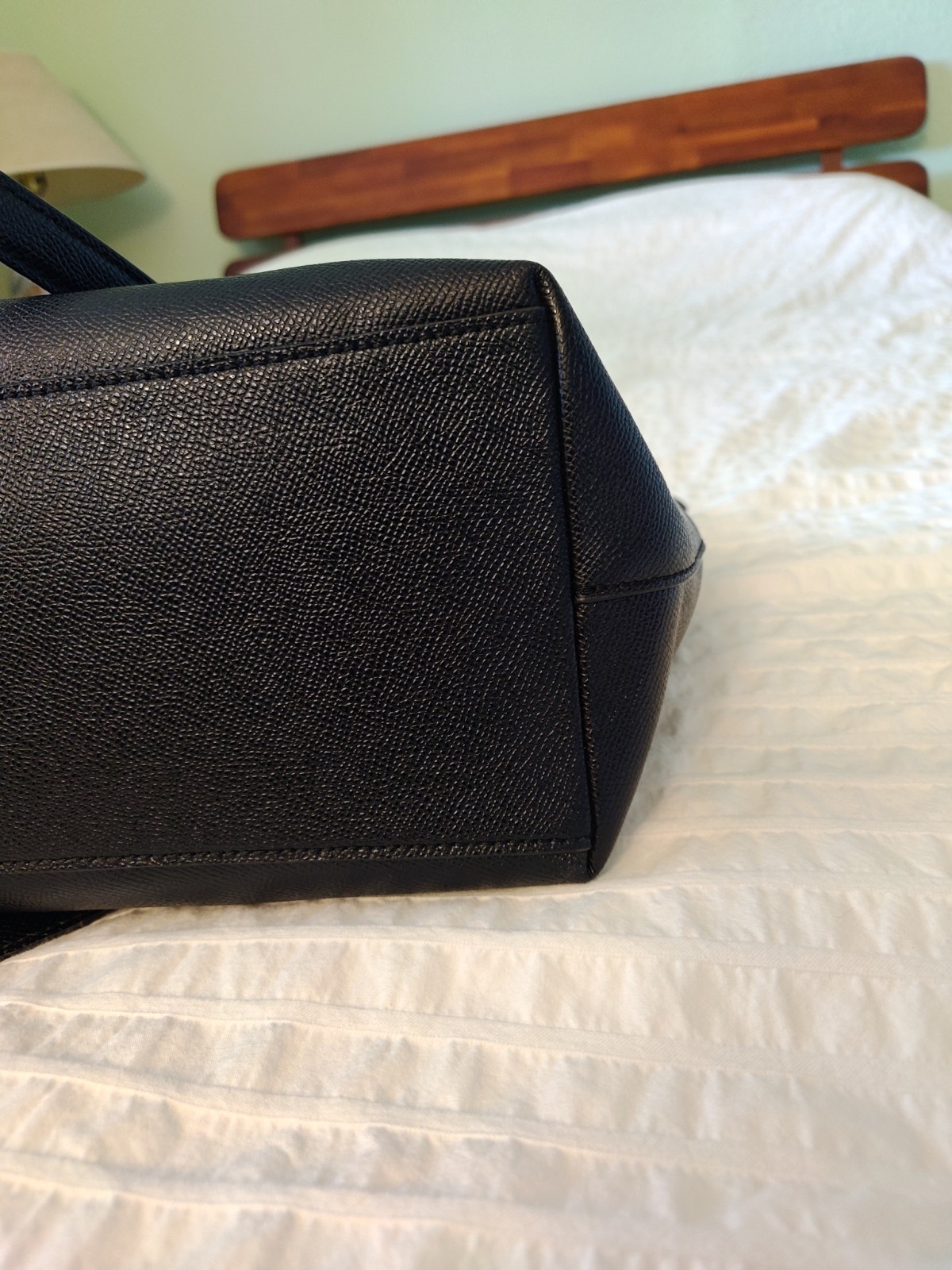 Coach Large Crossgrain Leather Tote for Women – Black (F79608)